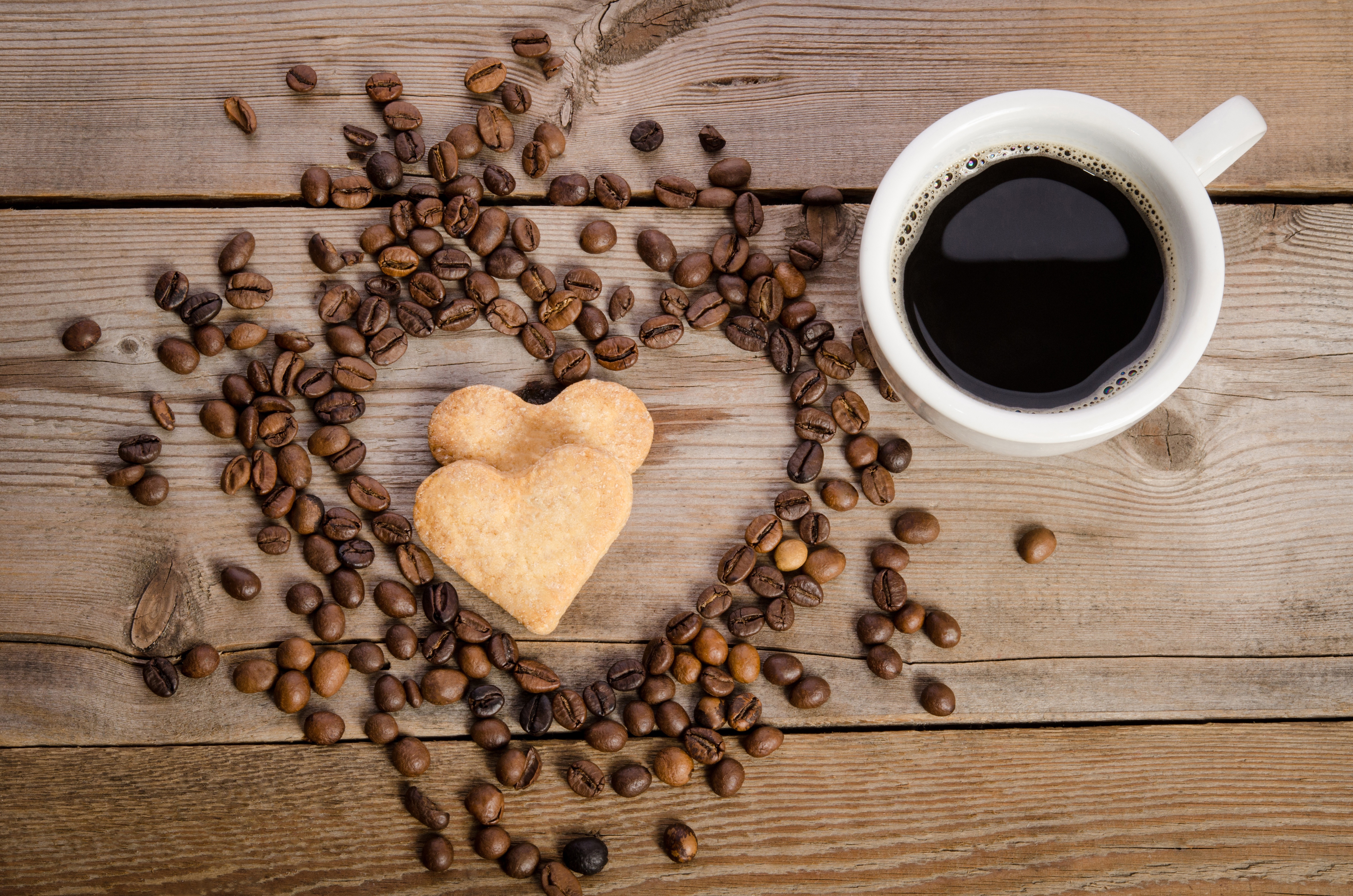 Laden Sie das Tasse, Kaffeebohnen, Nahrungsmittel, Kaffee, Plätzchen, Herzförmig-Bild kostenlos auf Ihren PC-Desktop herunter