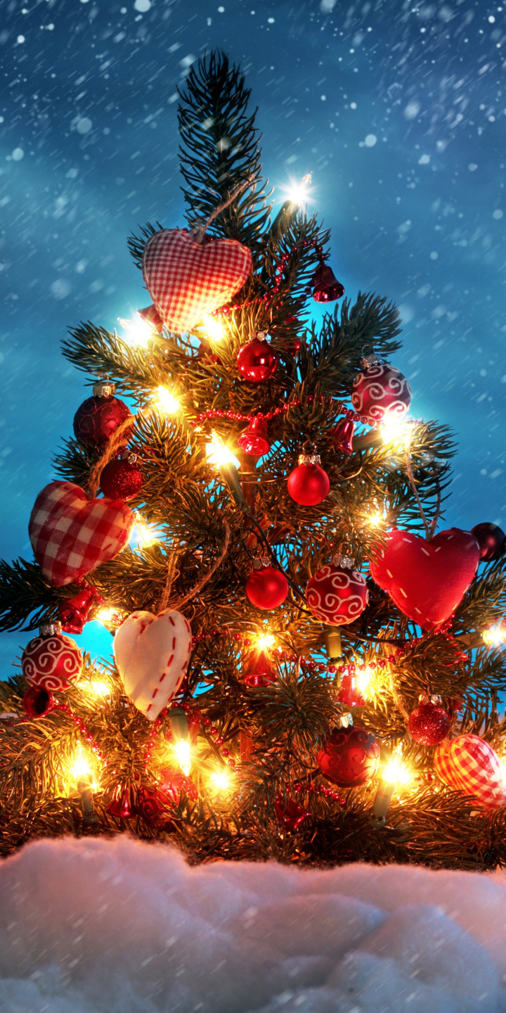 Handy-Wallpaper Feiertage, Winter, Schnee, Weihnachten, Weihnachtsschmuck, Weihnachtsbaum, Weihnachtsbeleuchtung kostenlos herunterladen.