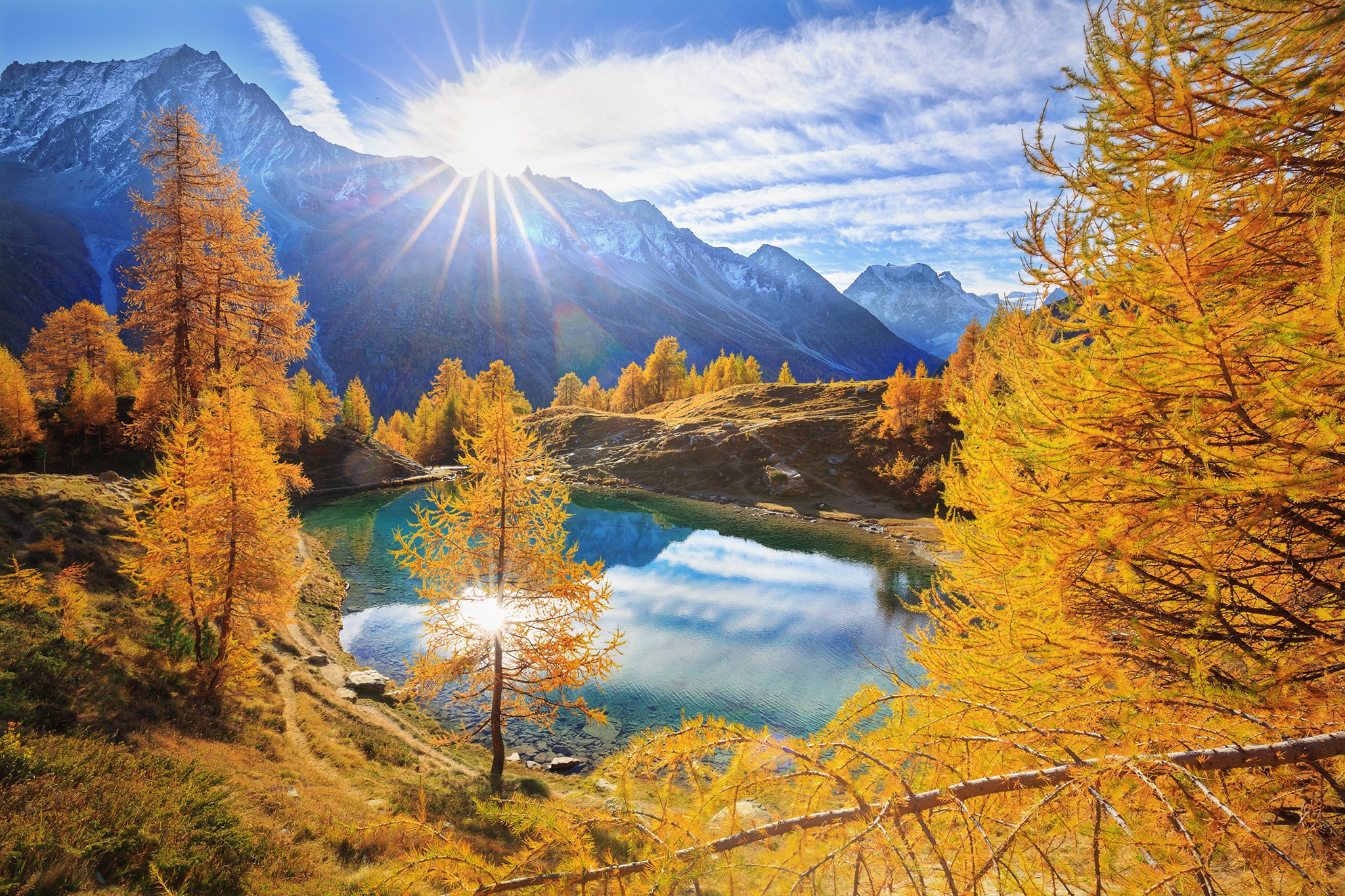 Download mobile wallpaper Nature, Lakes, Mountain, Lake, Fall, Earth, Sunbeam for free.