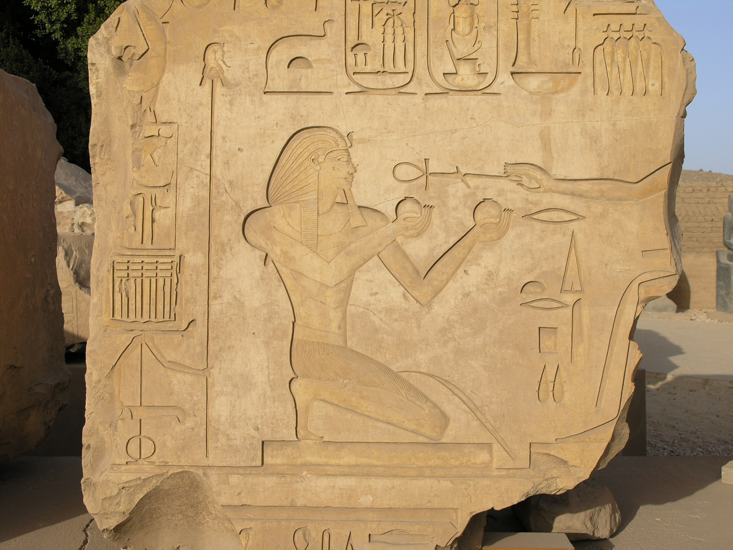 681648 baixar papel de parede feito pelo homem, hieróglifos - protetores de tela e imagens gratuitamente