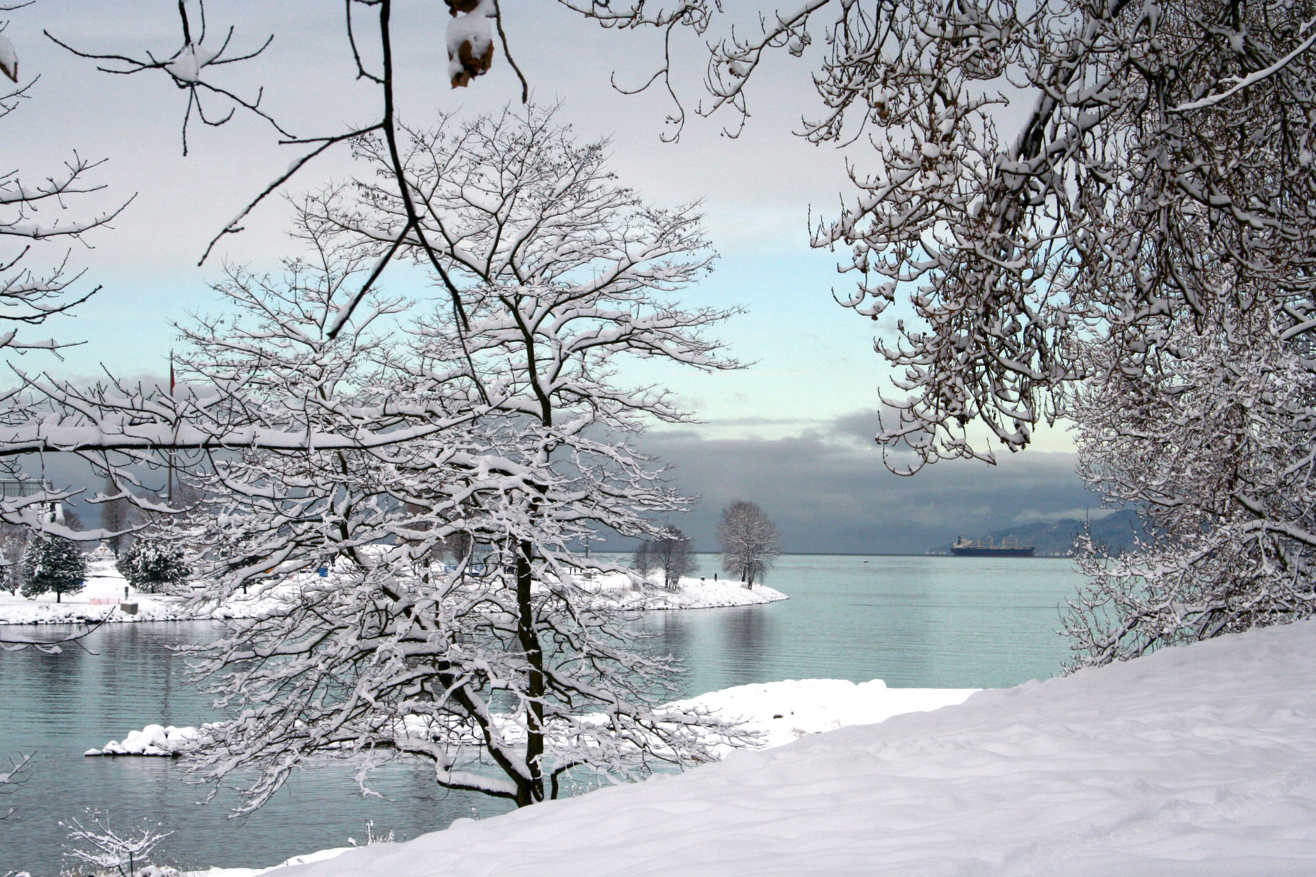 Free download wallpaper Winter, Earth on your PC desktop