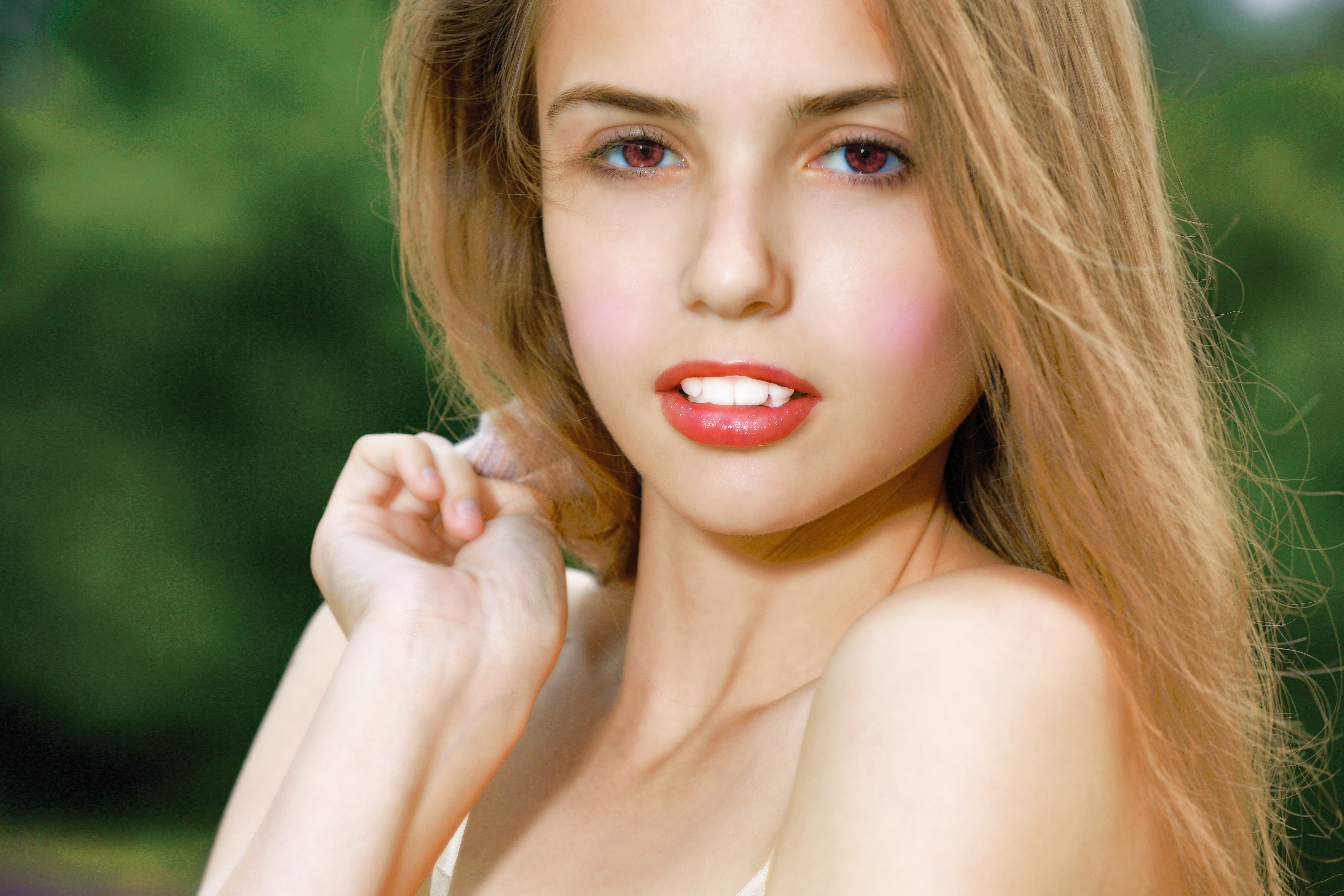 Free download wallpaper Blonde, Face, Model, Women, Red Eyes, Lipstick, Elle Tan on your PC desktop