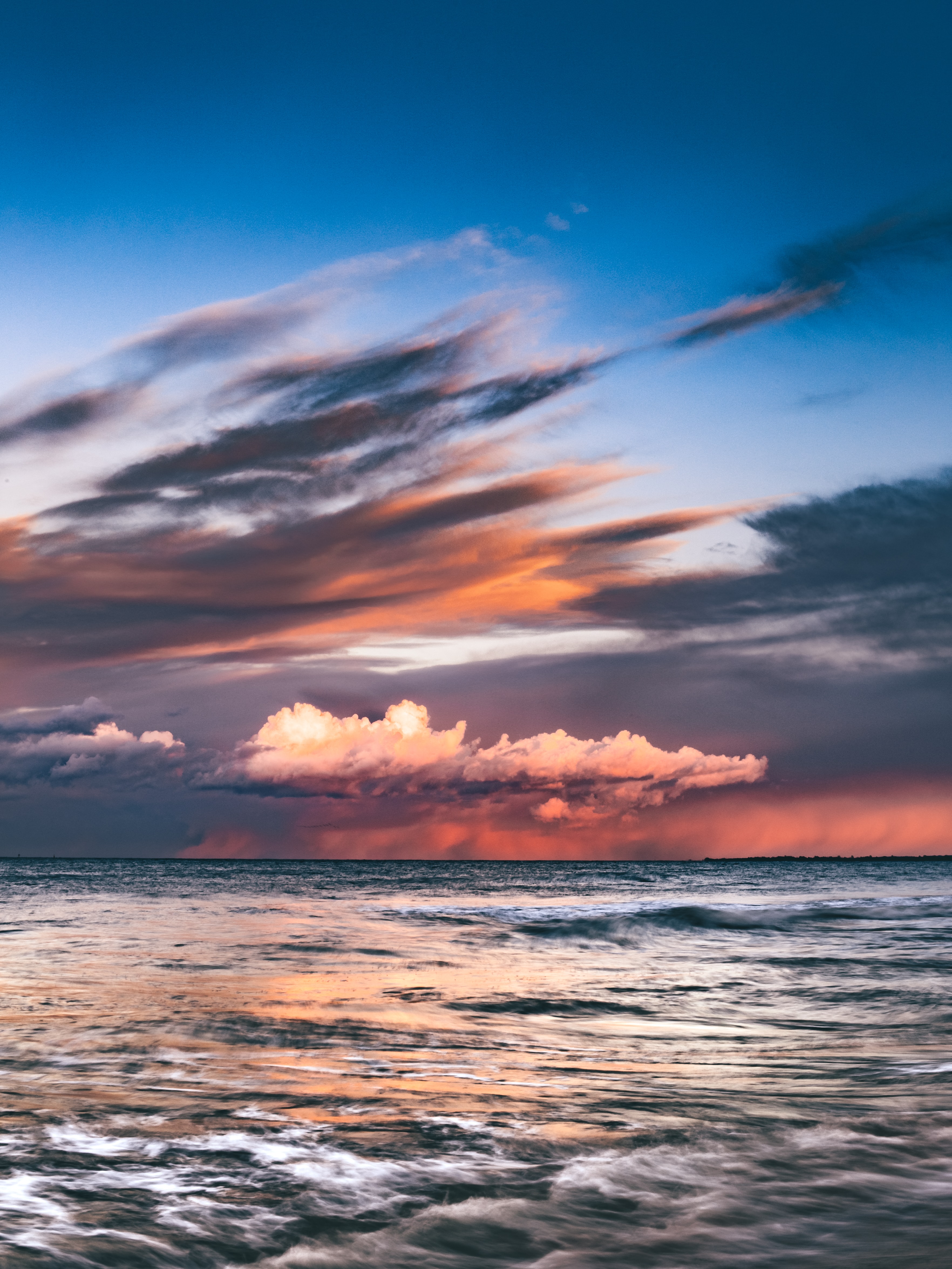 Download mobile wallpaper Clouds, Dusk, Twilight, Horizon, Waves, Nature, Sea for free.