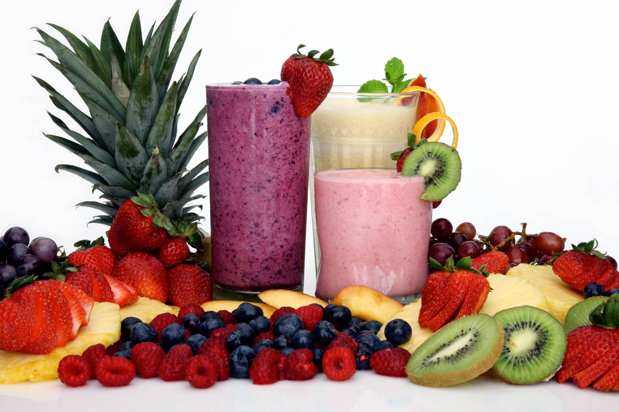 Download mobile wallpaper Food, Strawberry, Blueberry, Kiwi, Raspberry, Berry, Fruit, Colorful, Drink, Smoothie for free.
