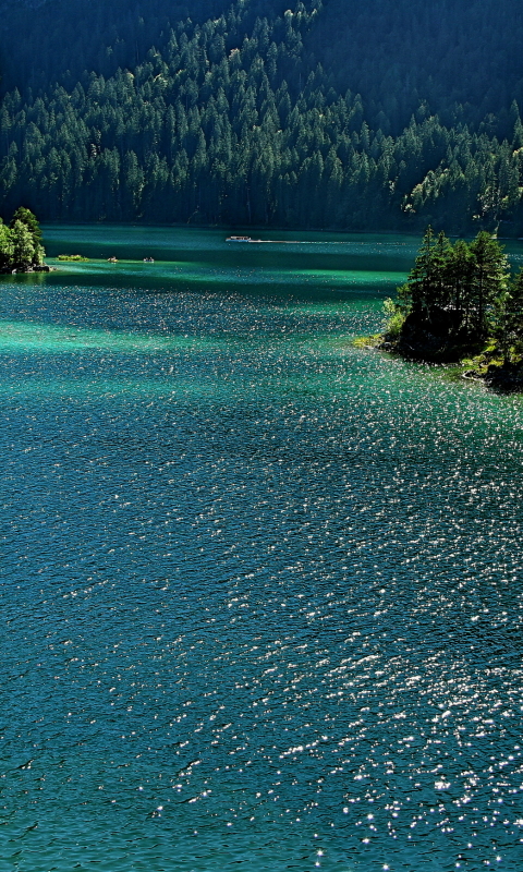 Скачати мобільні шпалери Озера, Озеро, Земля безкоштовно.