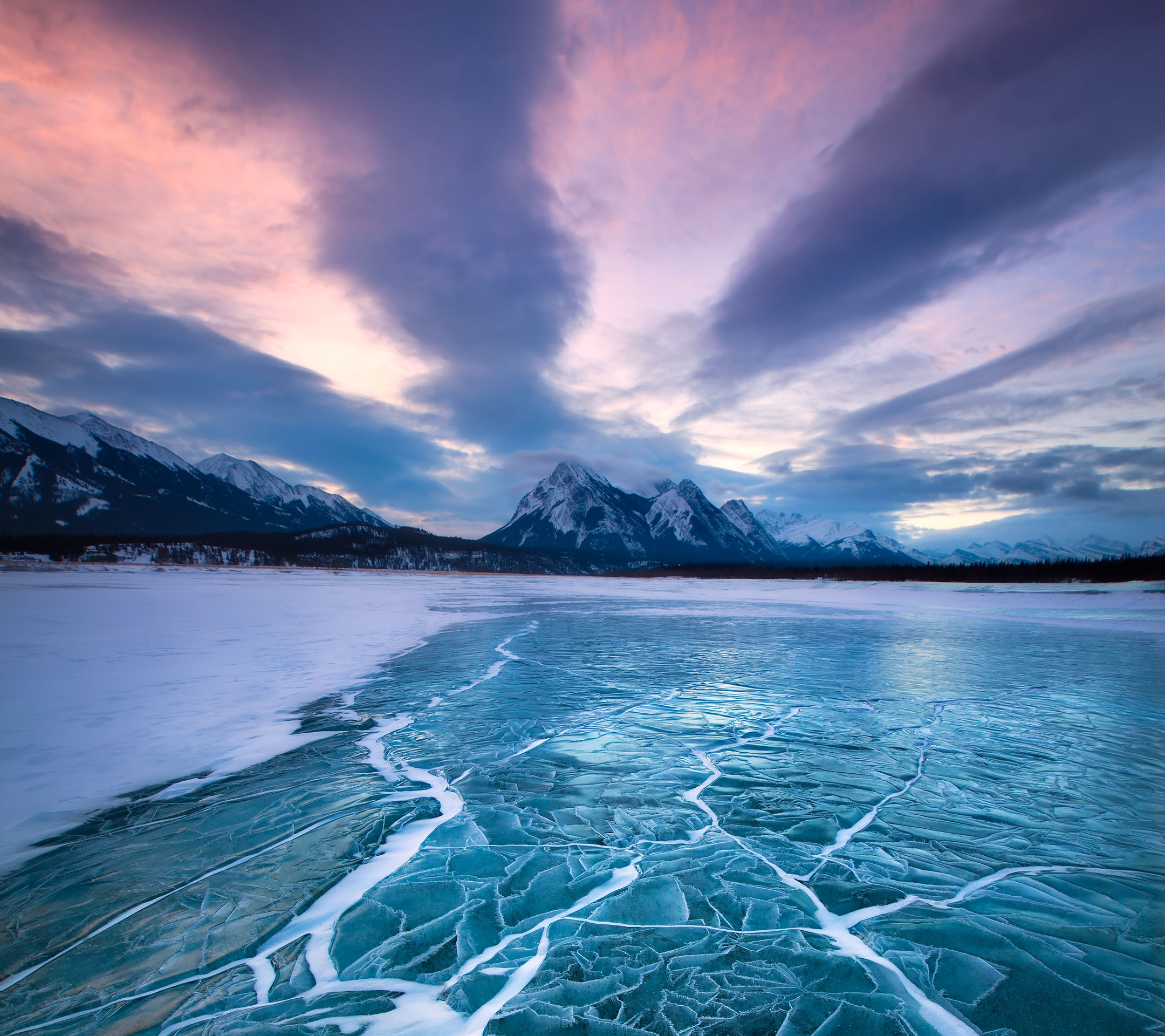 Download mobile wallpaper Winter, Sunset, Snow, Mountain, Lake, Earth, Frozen, Cloud for free.