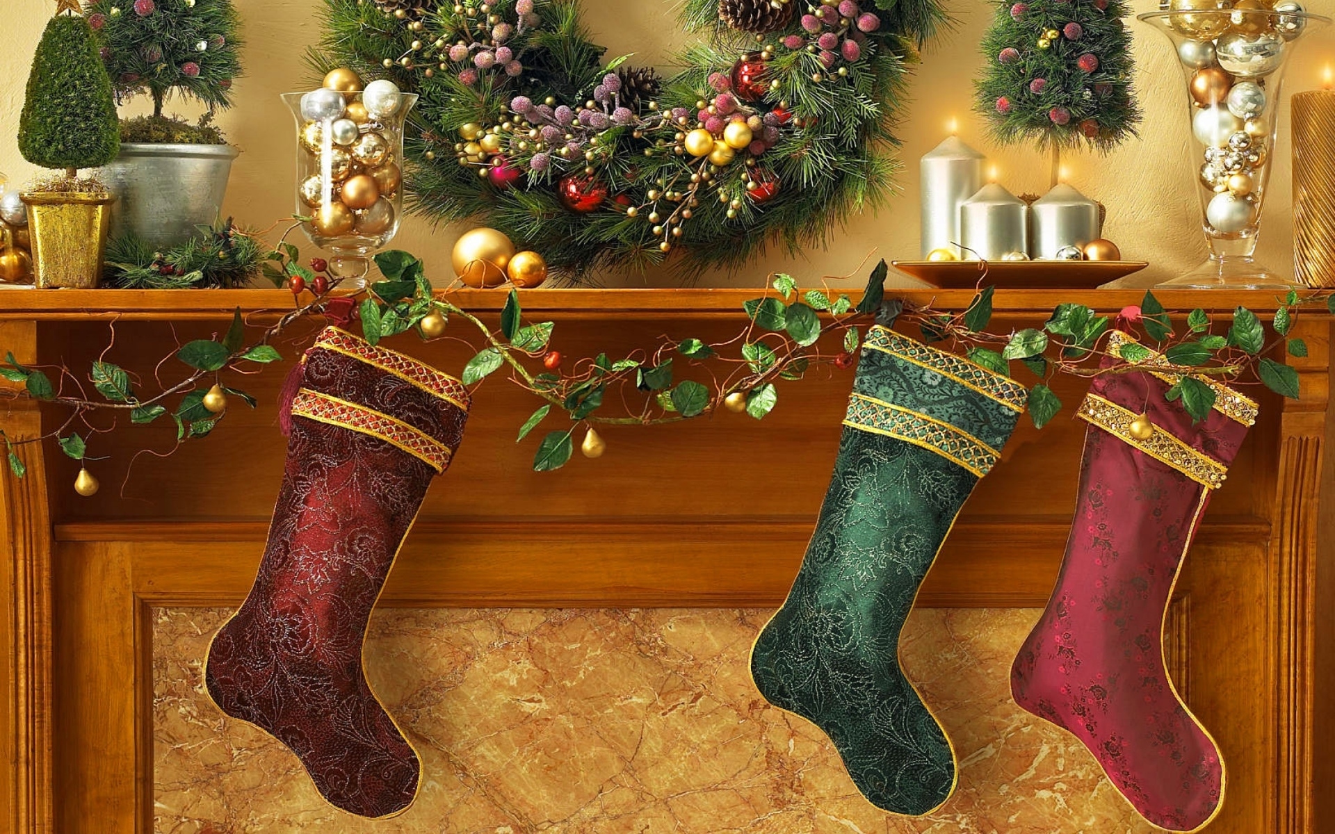 Download mobile wallpaper Christmas, Holiday, Decoration, Candle, Wreath, Stocking for free.