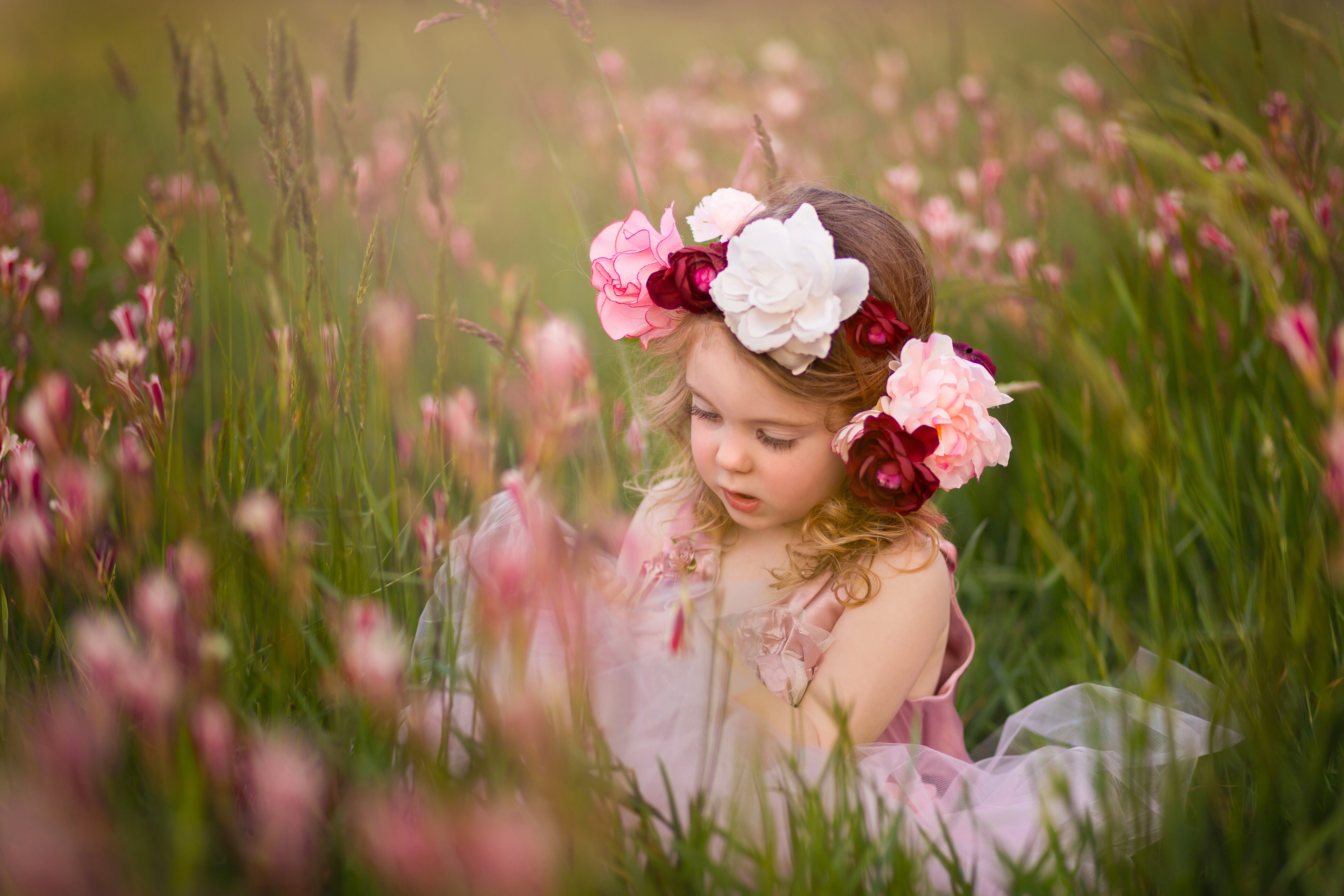 Download mobile wallpaper Flower, Spring, Child, Wreath, Cute, Photography for free.
