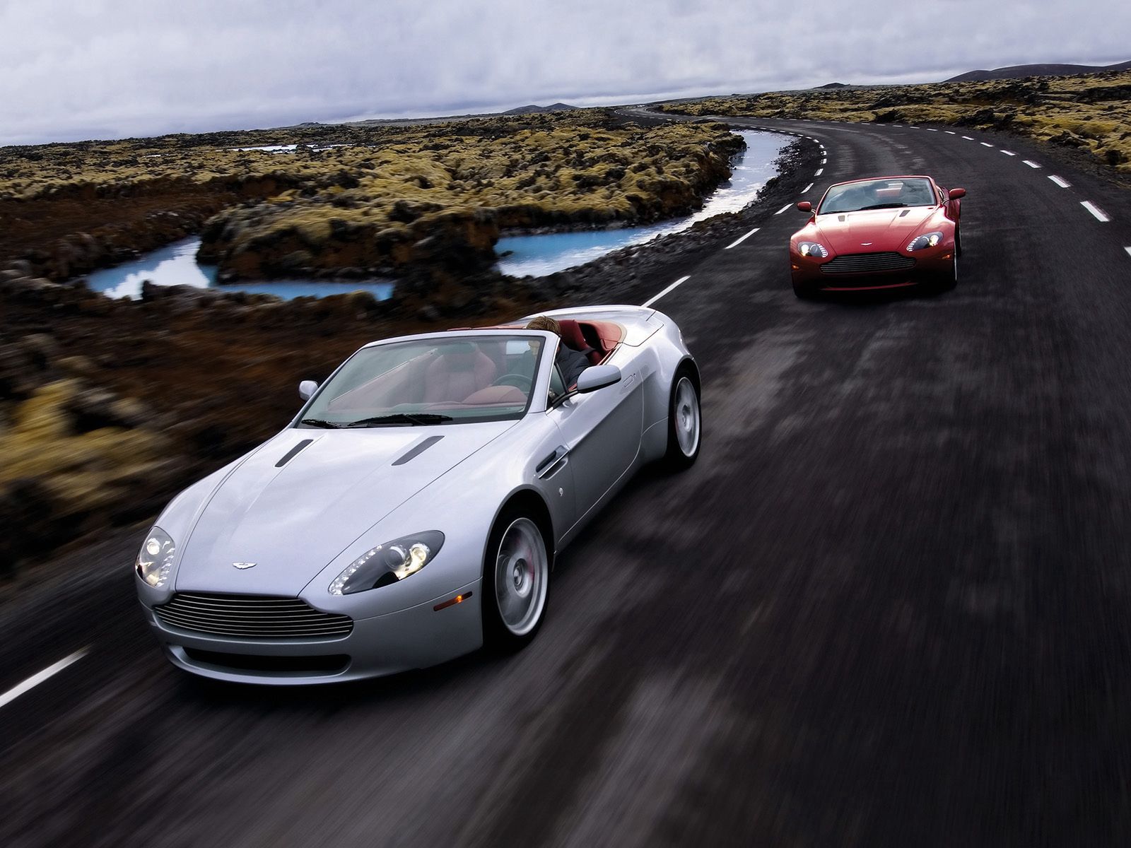 cars, aston martin, red, front view, speed, silver, v8, vantage, 2006, race HD wallpaper