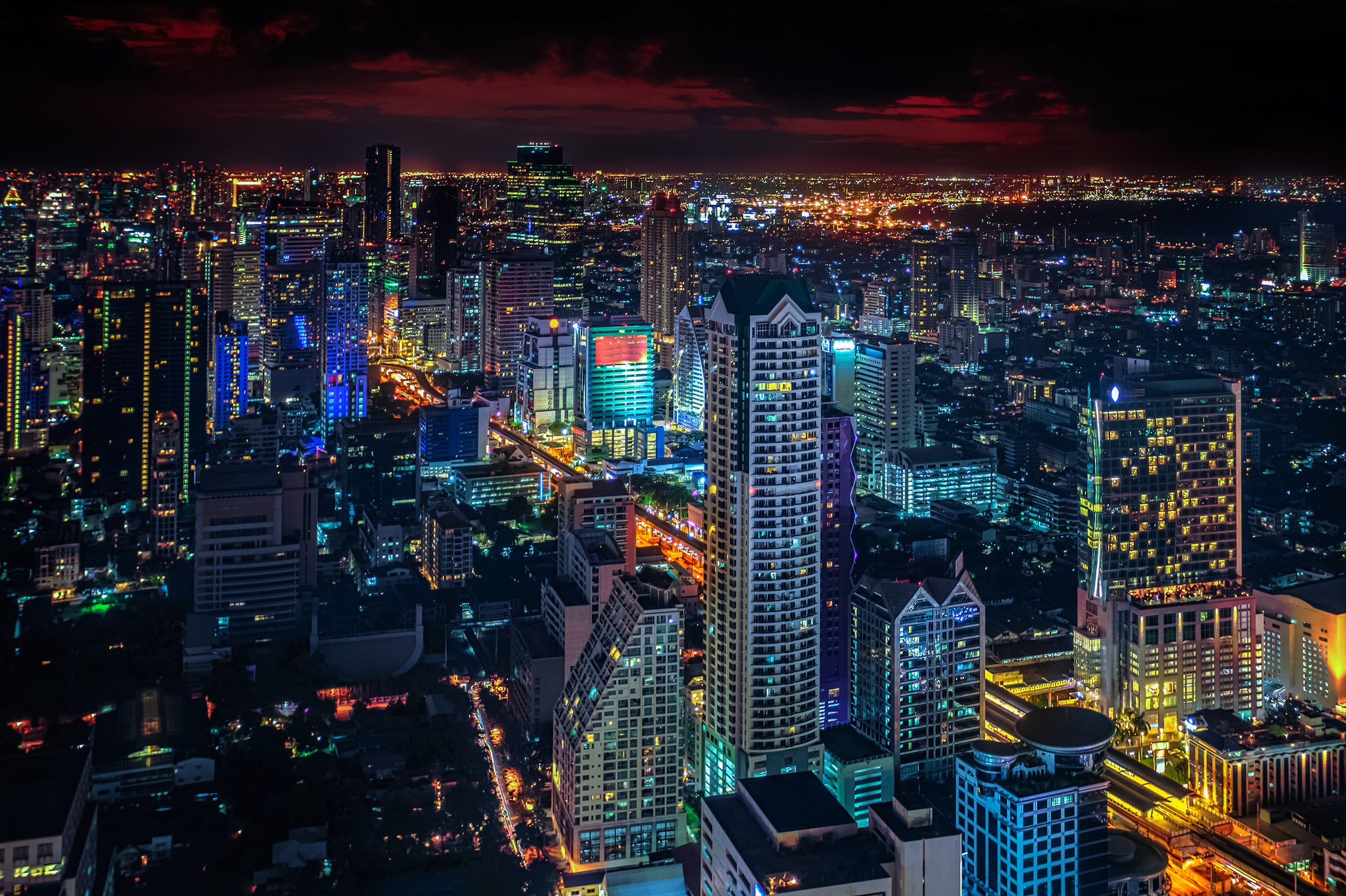 376966 Hintergrundbild herunterladen menschengemacht, bangkok, großstadt, stadtbild, nacht, wolkenkratzer, thailand, städte - Bildschirmschoner und Bilder kostenlos