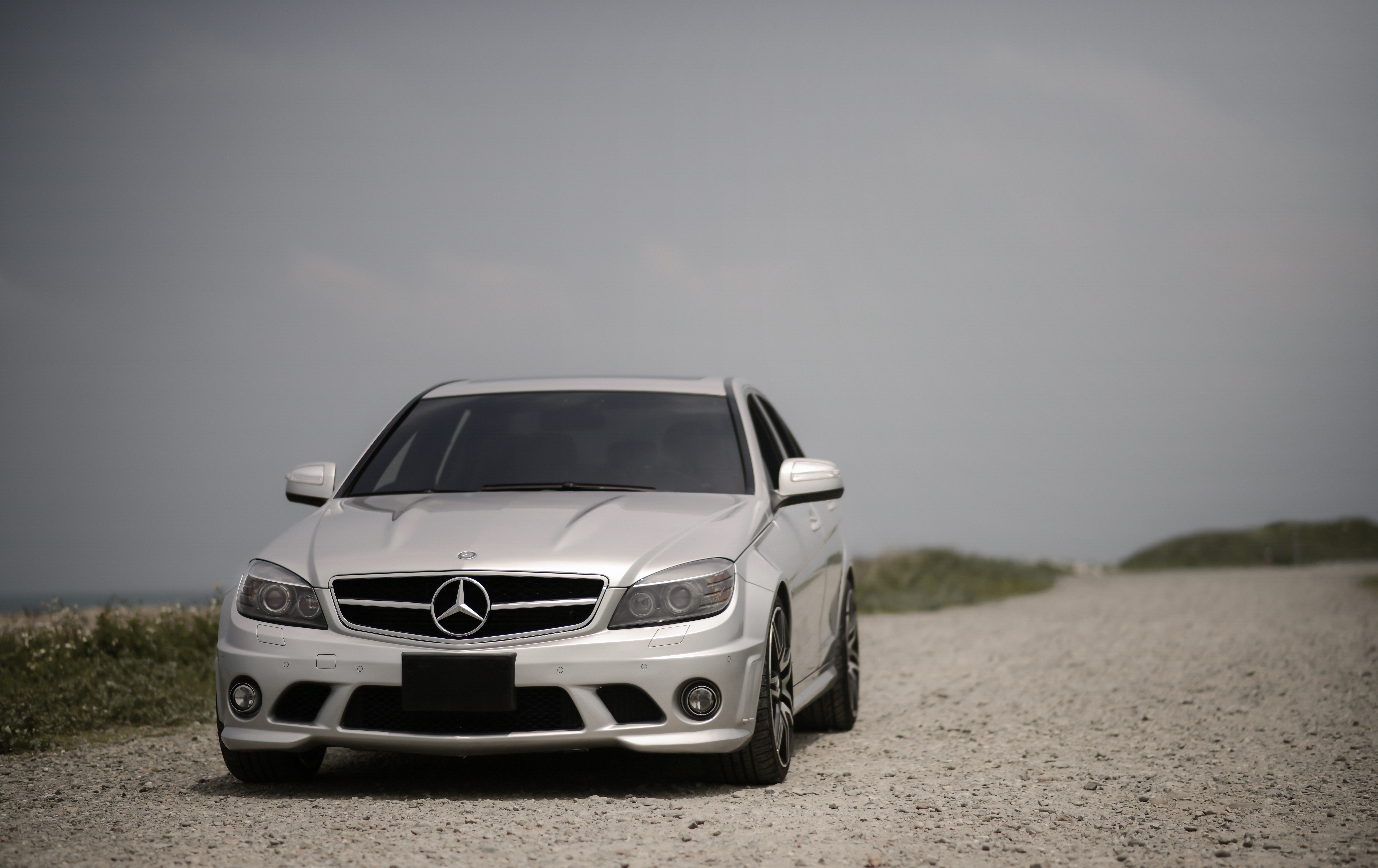 Los mejores fondos de pantalla de Mercedes Benz W204 para la pantalla del teléfono