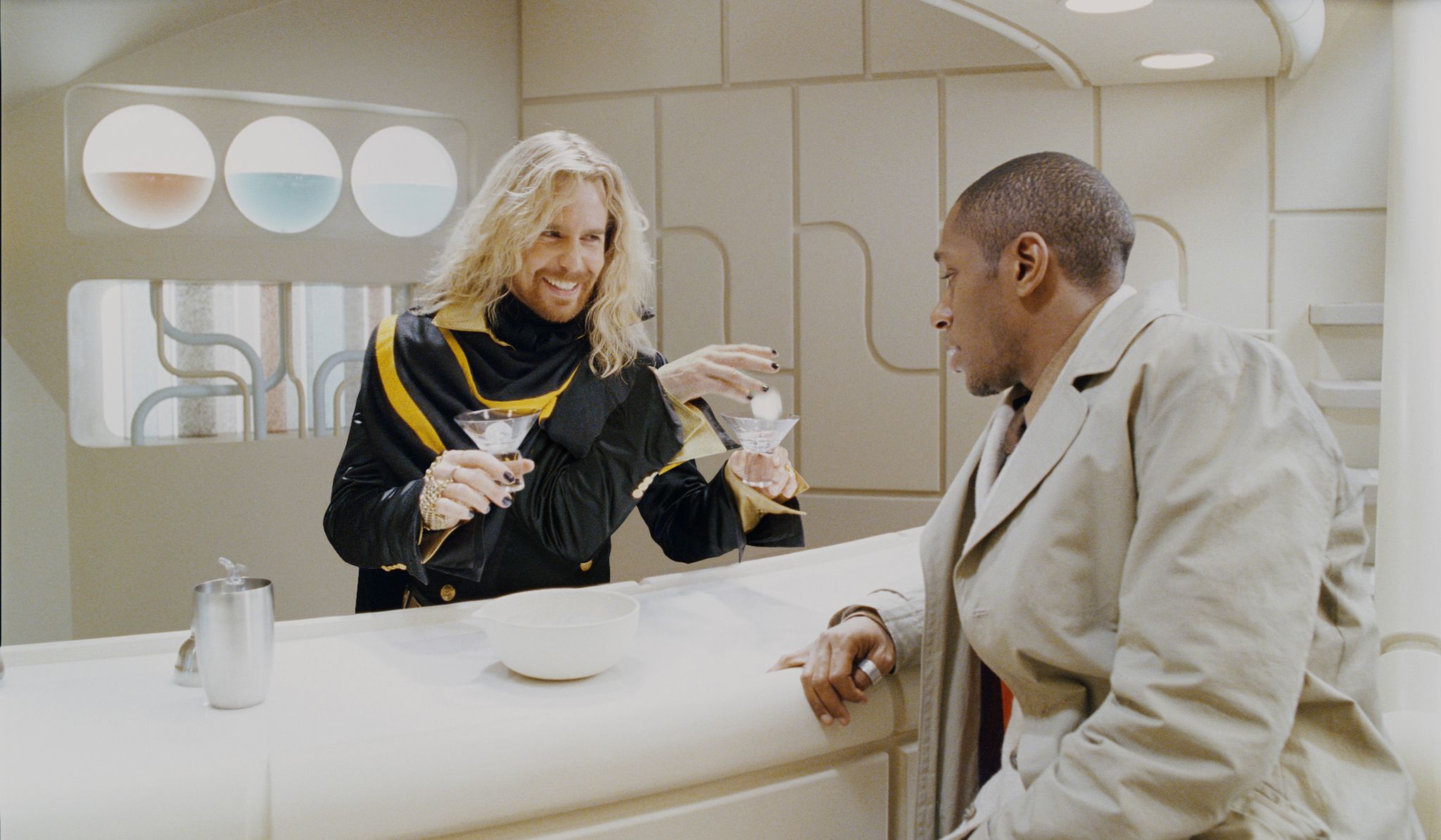 movie, the hitchhiker's guide to the galaxy, ford prefect, sam rockwell, yasiin bey, zaphod beeblebrox