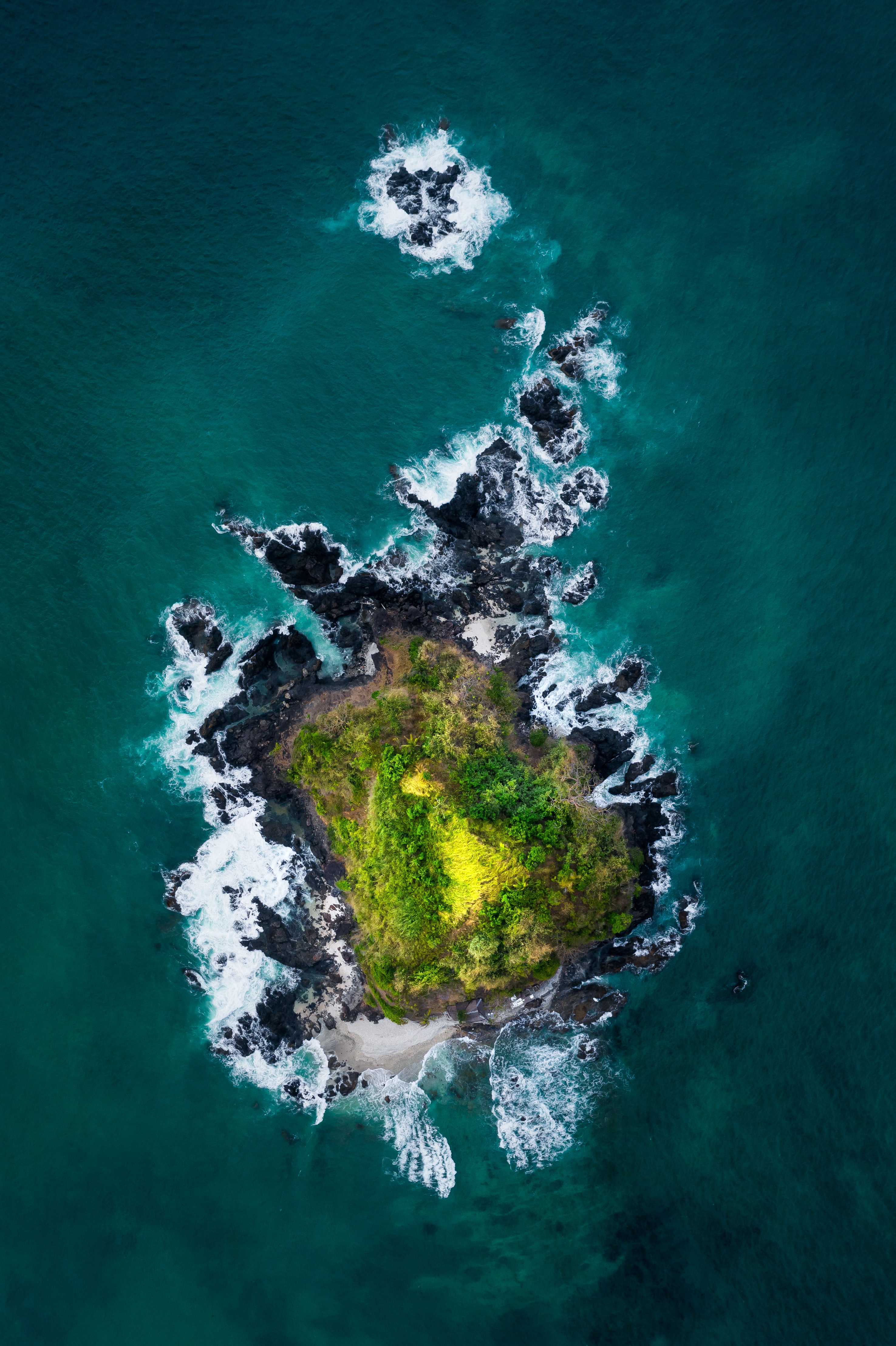 Free download wallpaper View From Above, Coast, Nature, Waves, Island on your PC desktop