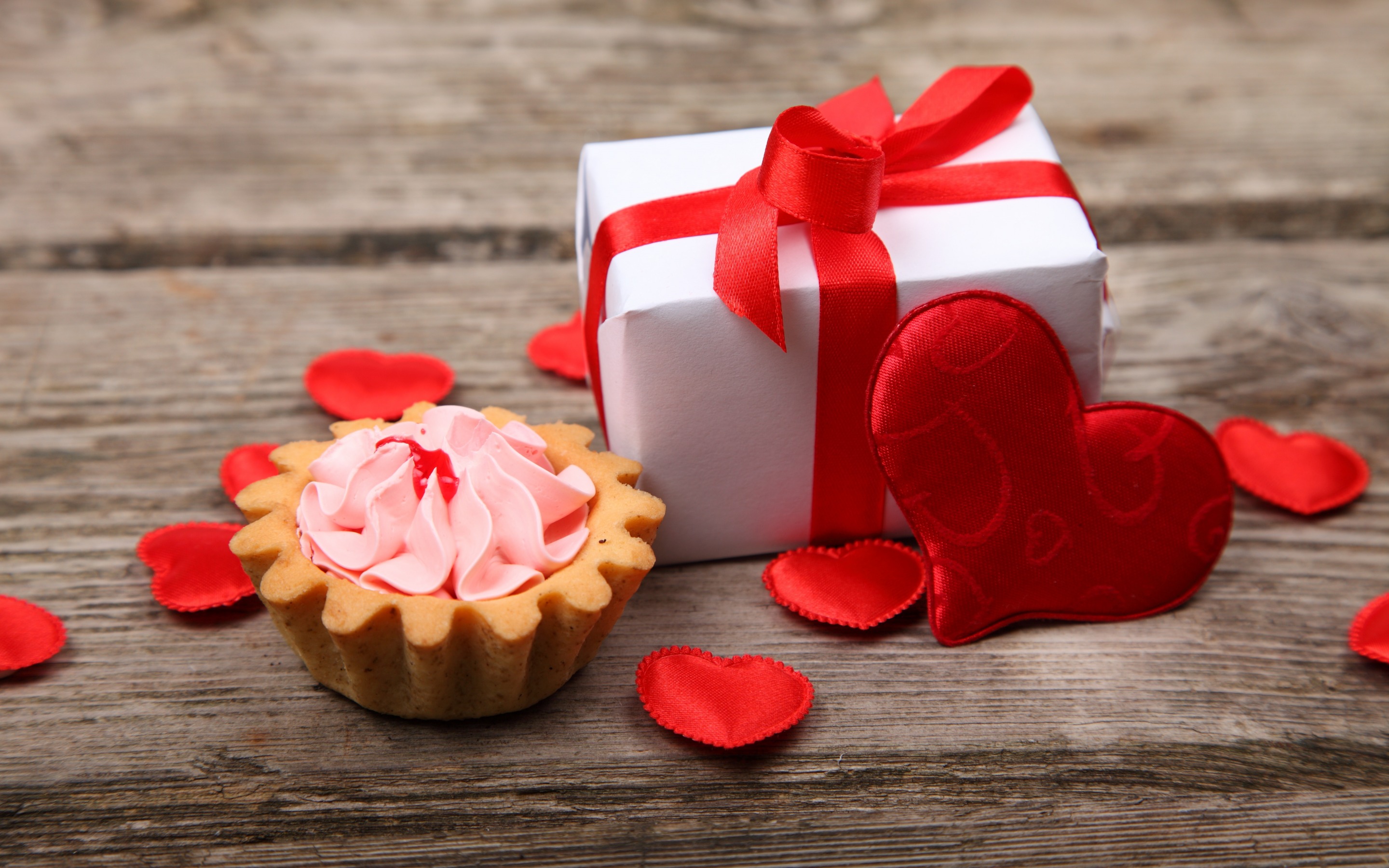 Завантажити шпалери безкоштовно День Святого Валентина, Свято, Кохання, Подарунок, Серце картинка на робочий стіл ПК