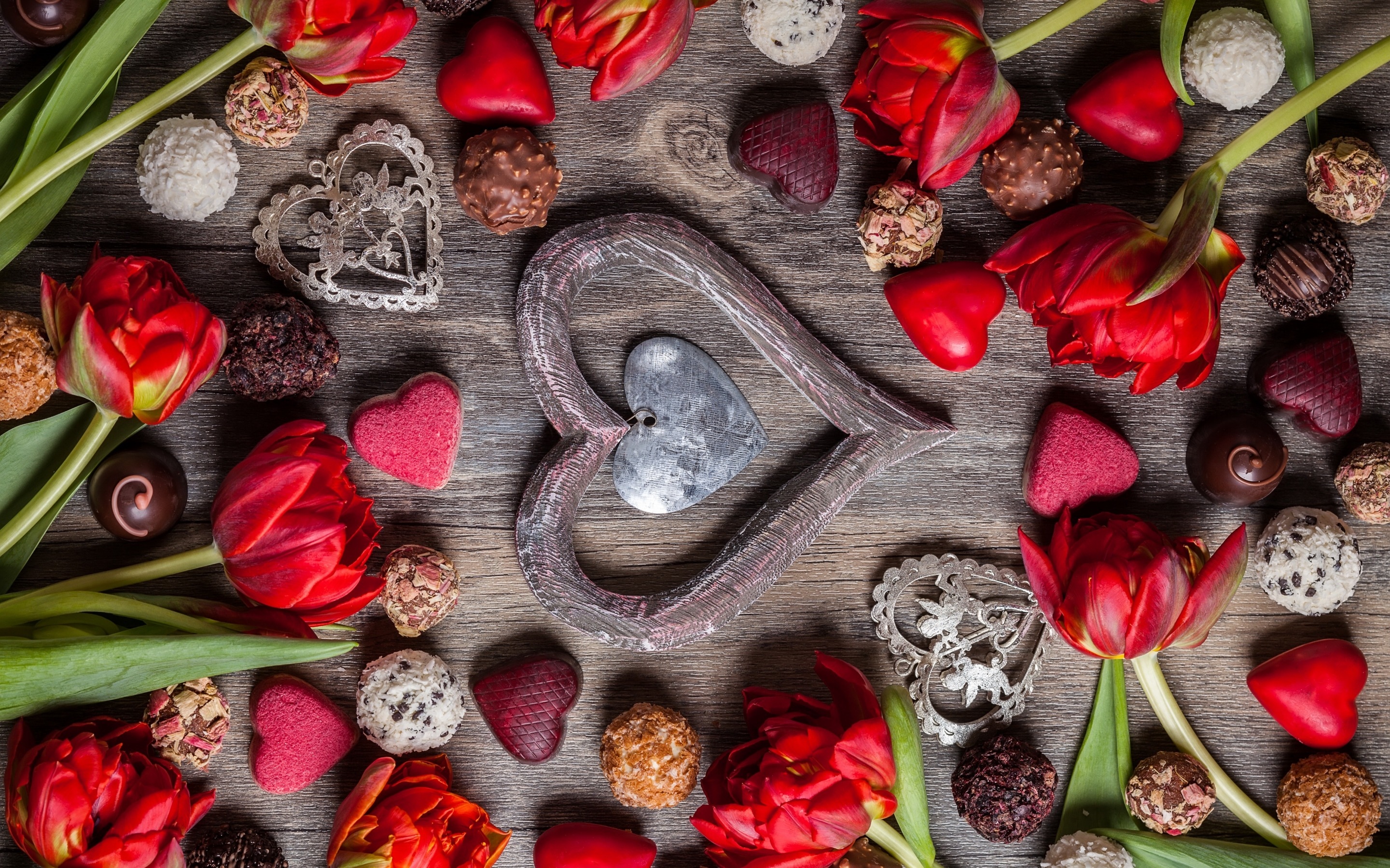 Laden Sie das Feiertage, Valentinstag, Blume, Tulpe, Herz, Süßwaren-Bild kostenlos auf Ihren PC-Desktop herunter