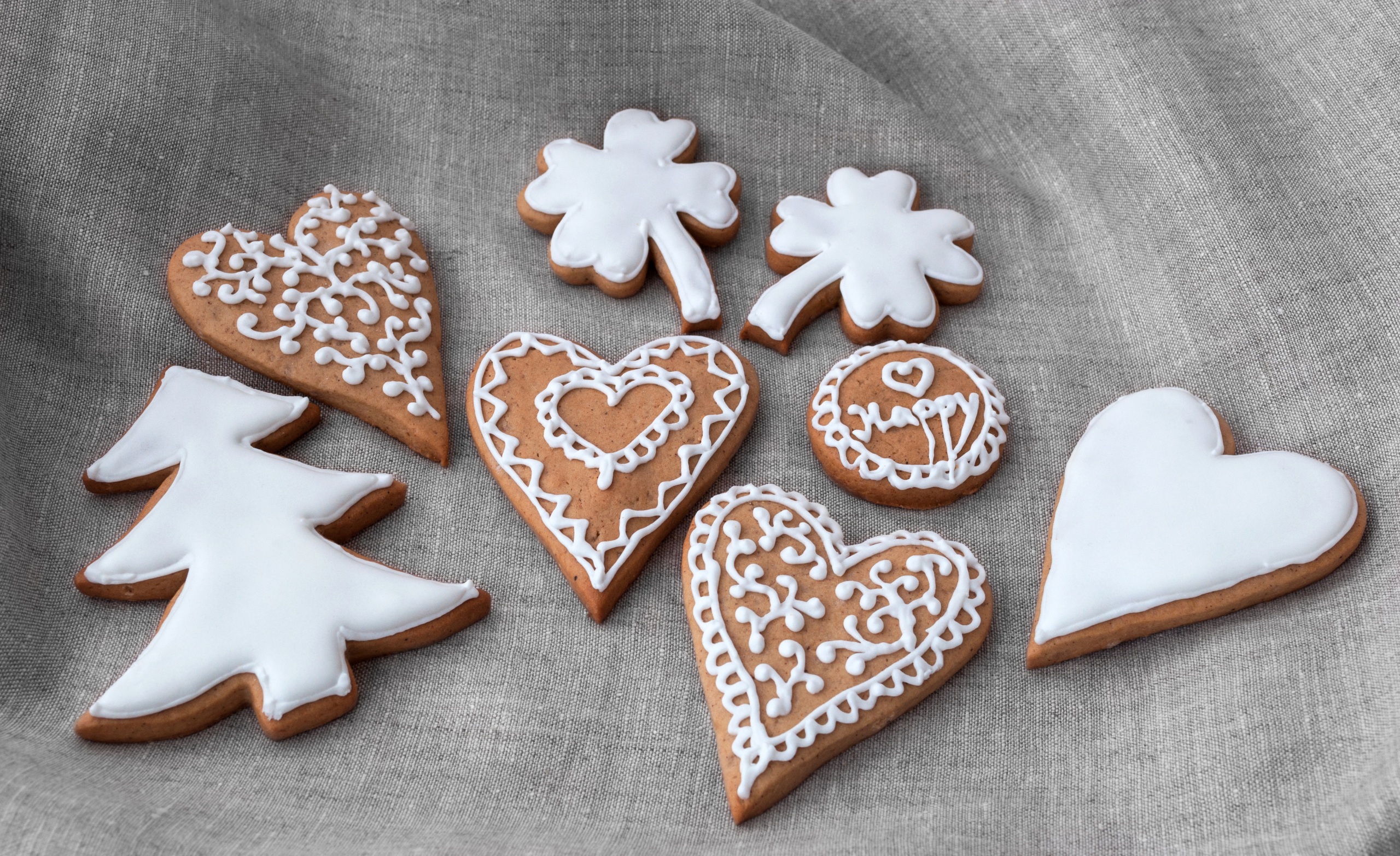 Download mobile wallpaper Food, Christmas, Heart, Christmas Tree, Gingerbread, Cookie for free.