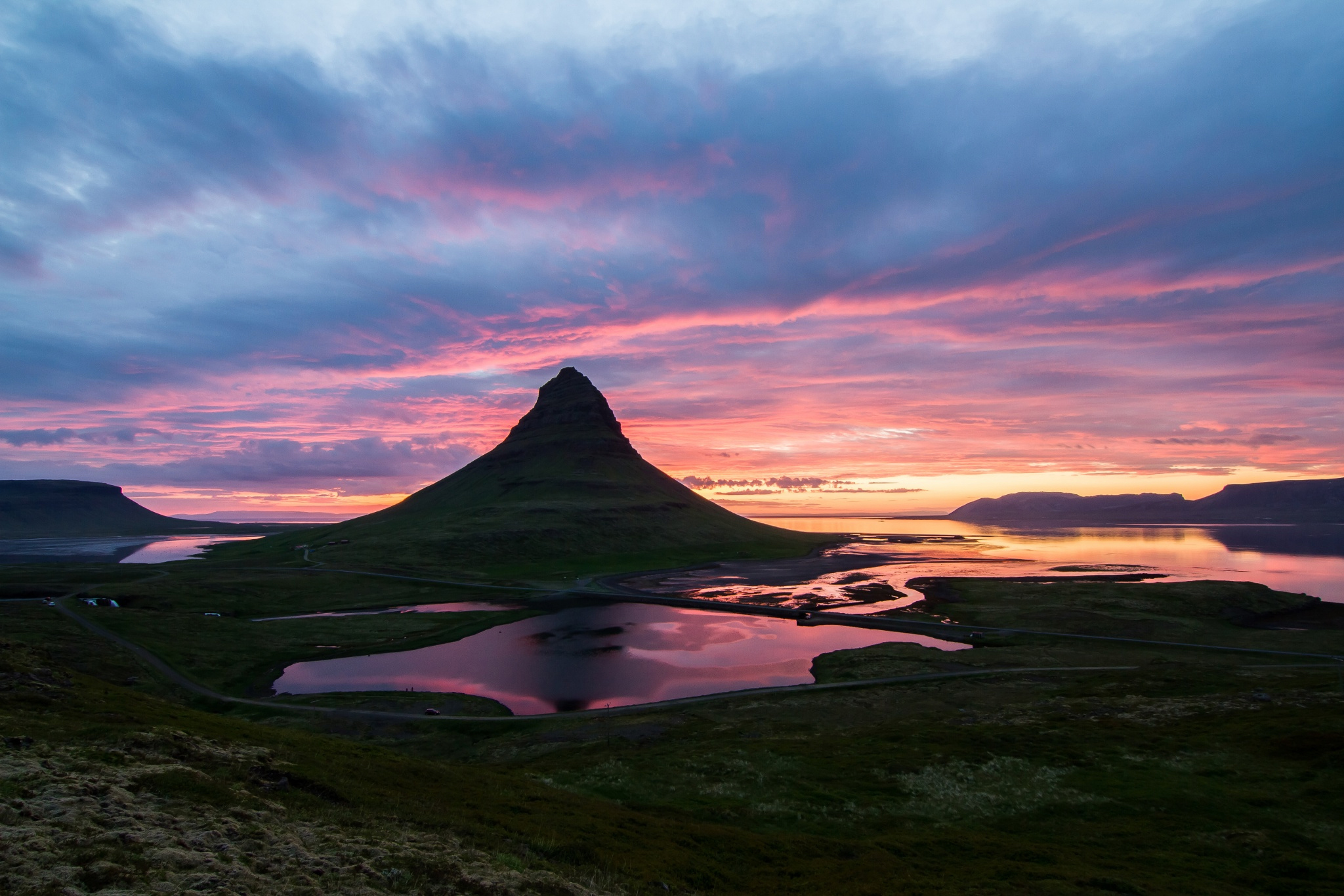 Free download wallpaper Landscape, Nature, Sunset, Sky, Horizon, Mountain, Earth, Cloud, Iceland, Scenic on your PC desktop