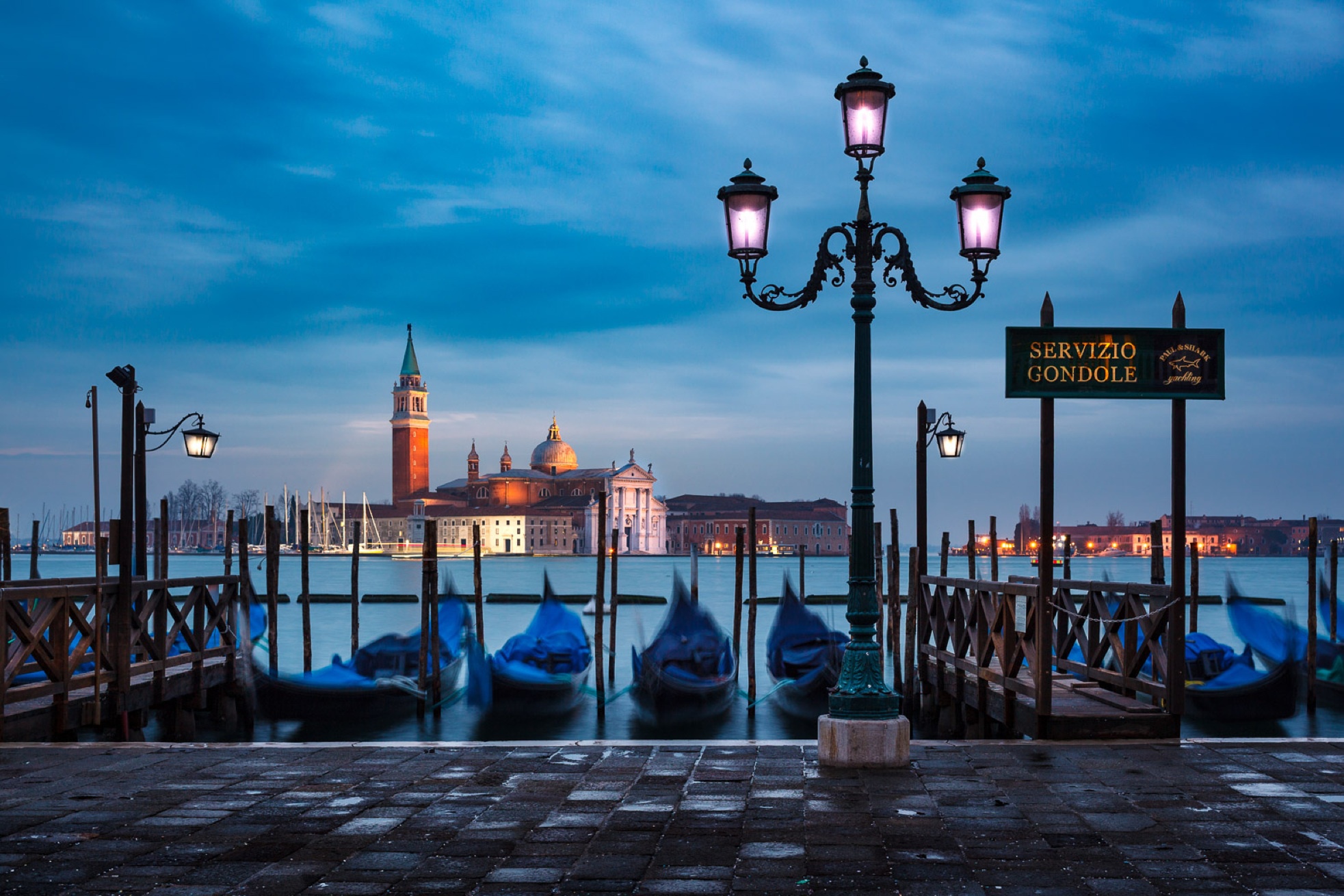 Laden Sie das Italien, Venedig, Kathedrale, Gondel, Fahrzeuge-Bild kostenlos auf Ihren PC-Desktop herunter