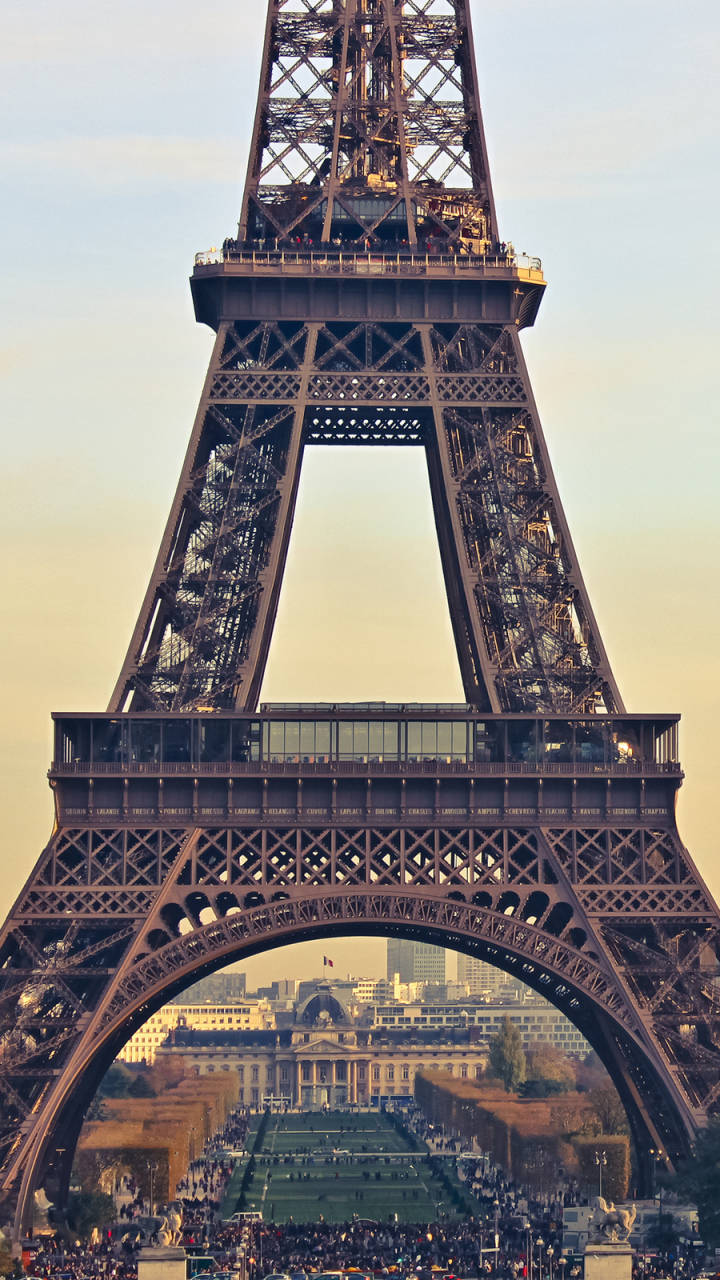 Скачать картинку Париж, Эйфелева Башня, Памятники, Сделано Человеком в телефон бесплатно.