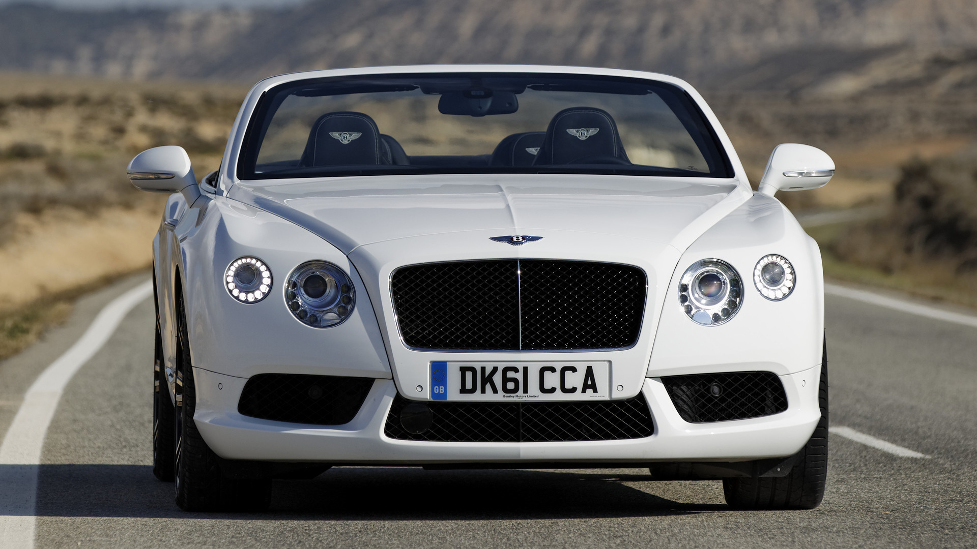 Завантажити шпалери Bentley Continental Gt V8 Кабріолет на телефон безкоштовно
