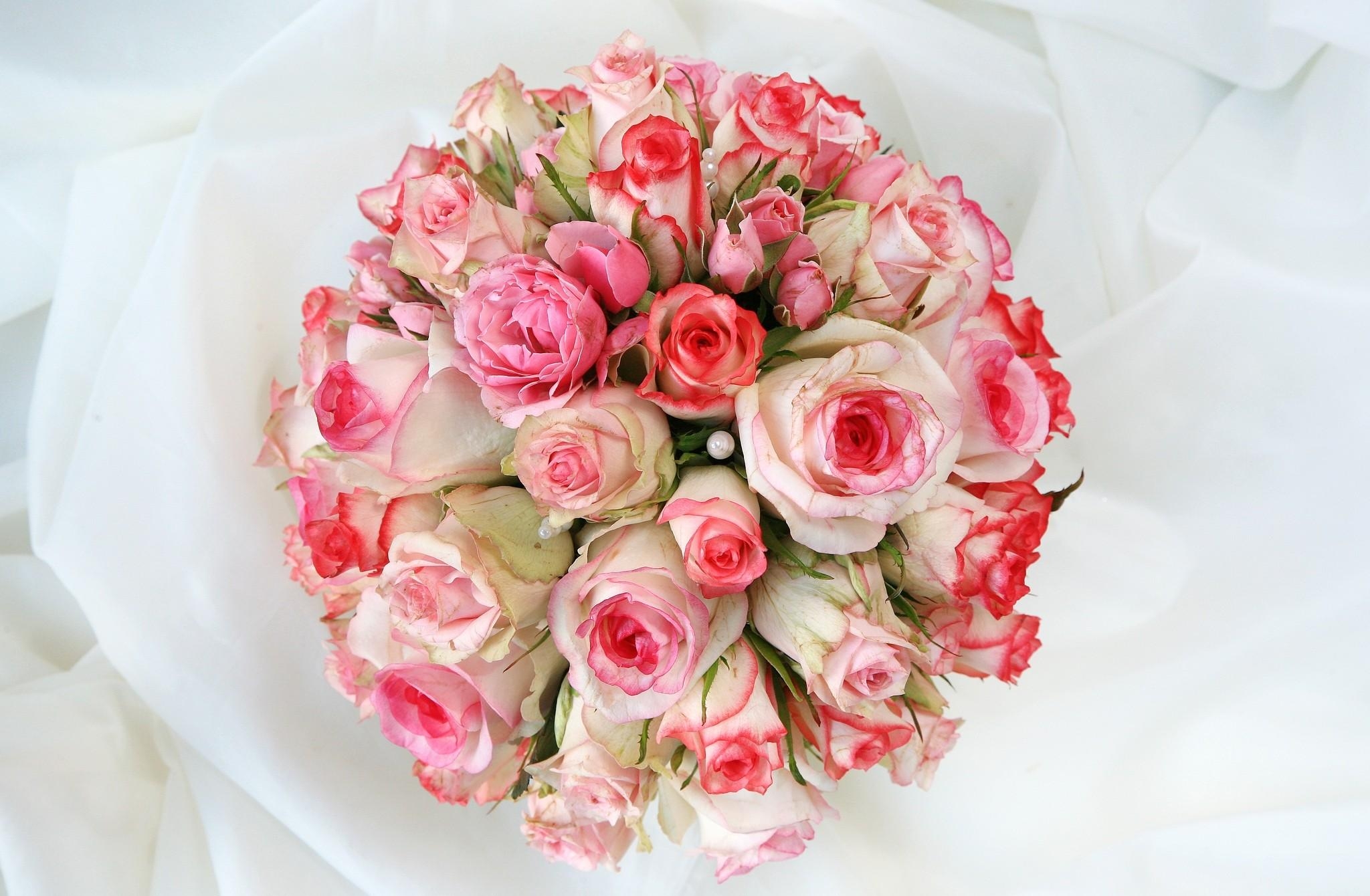 flowers, roses, decorations, bouquet, tenderness, lisianthus russell, lisiantus russell