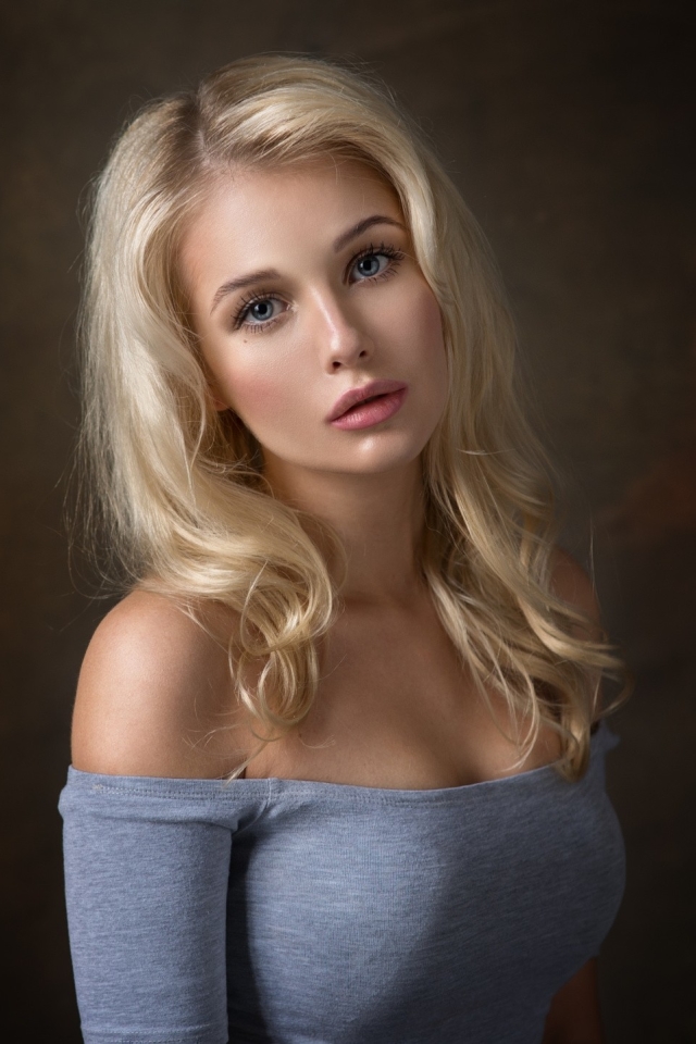 Handy-Wallpaper Blond, Modell, Frauen, Blaue Augen, Blondinen kostenlos herunterladen.