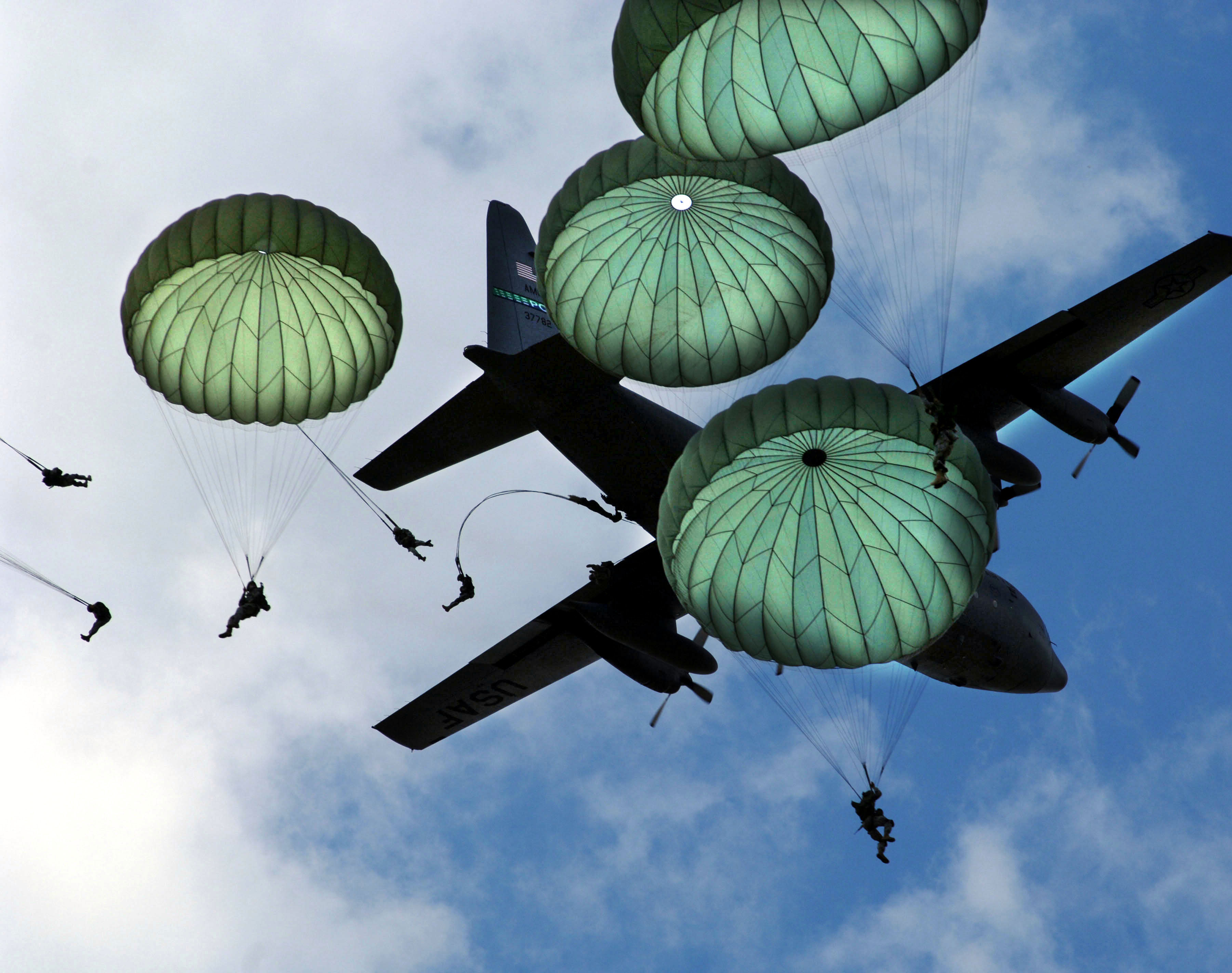 535039 descargar imagen militar, paracaidista: fondos de pantalla y protectores de pantalla gratis