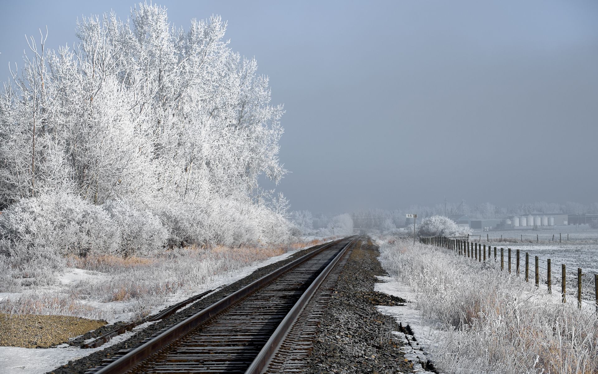 Free download wallpaper Railroad, Man Made on your PC desktop