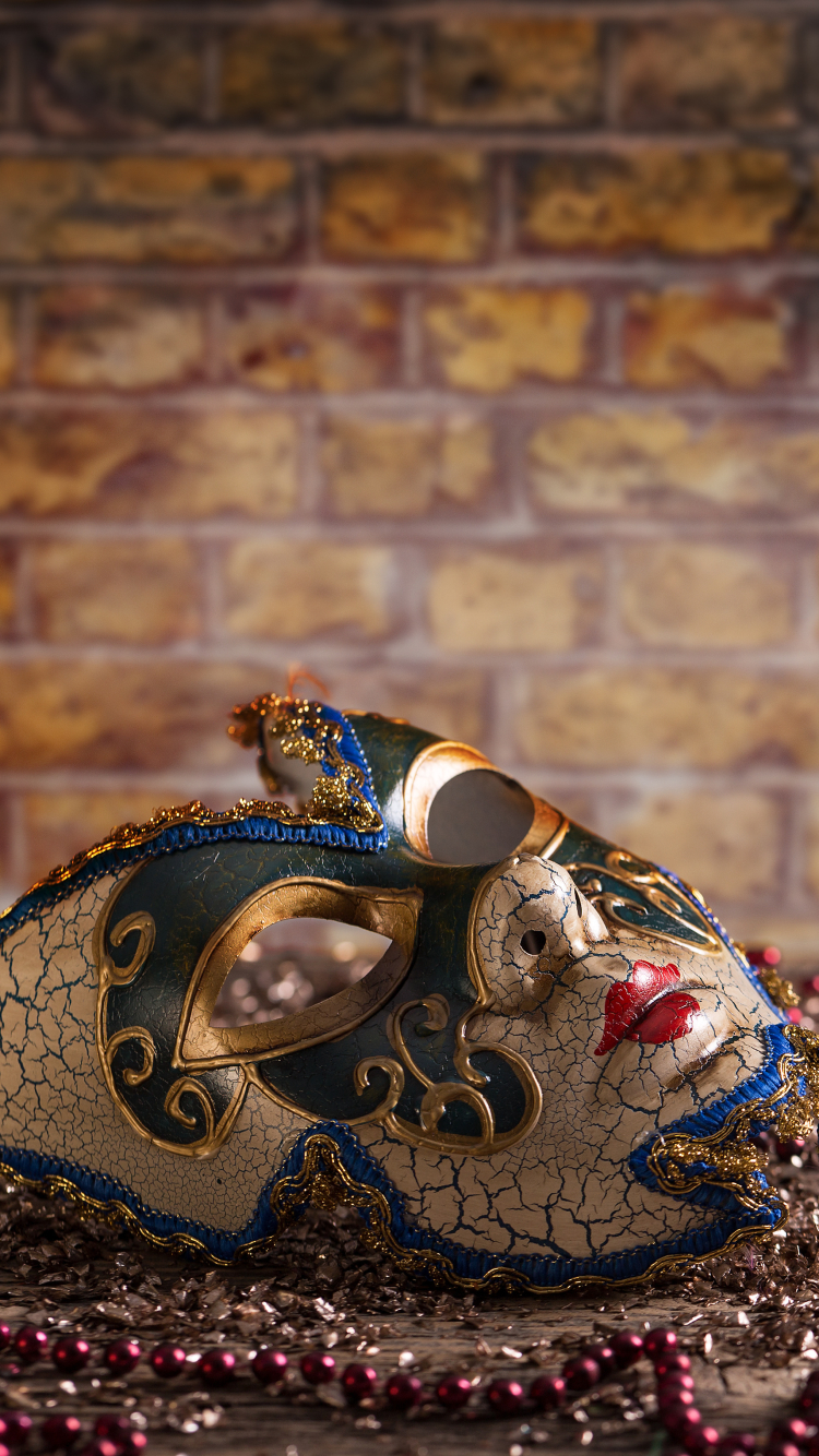 Handy-Wallpaper Maske, Ziegel, Backstein, Fotografie, Ferien, Karneval, Feiertag kostenlos herunterladen.