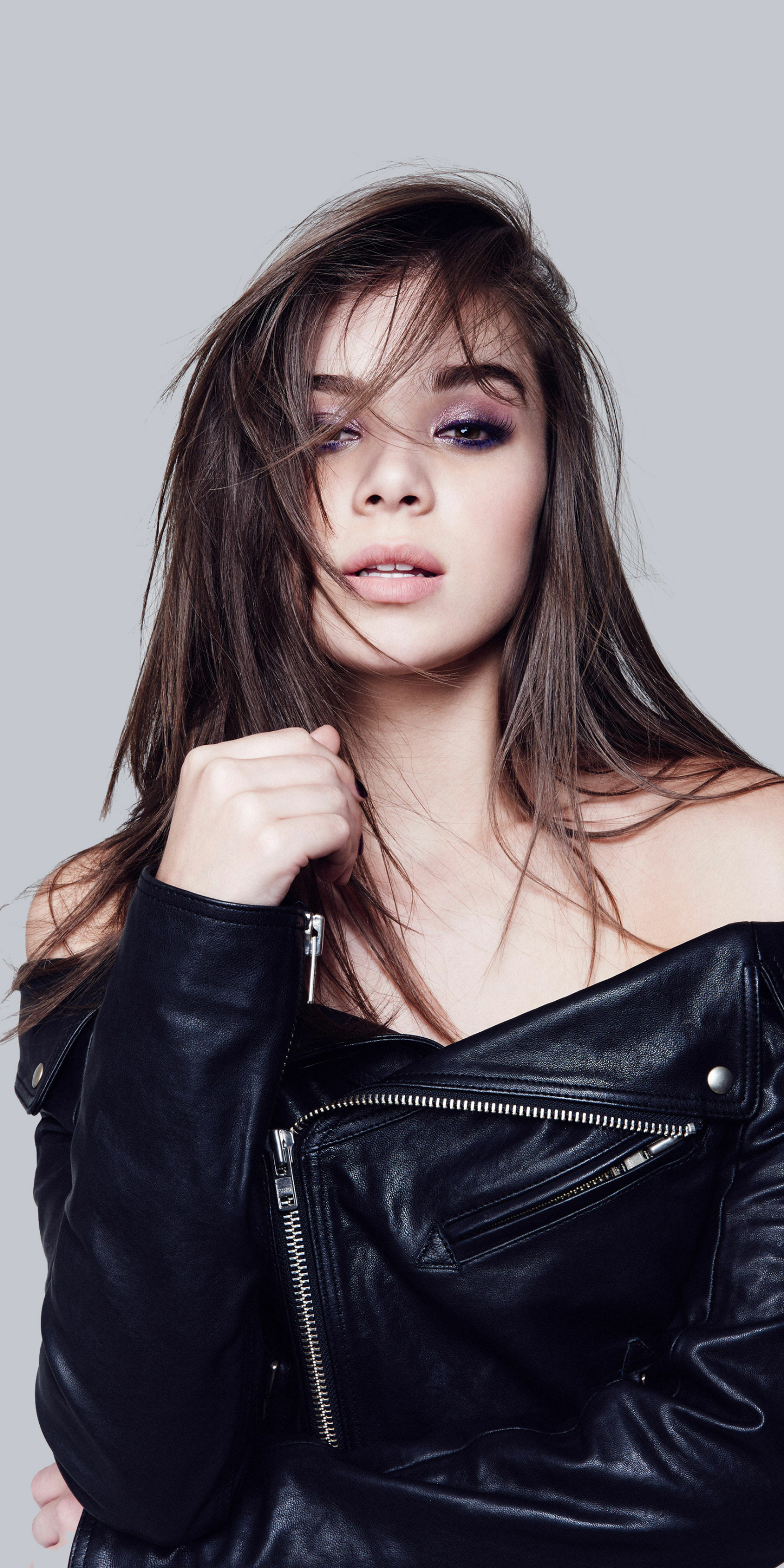 Download mobile wallpaper Singer, American, Celebrity, Actress, Hailee Steinfeld for free.