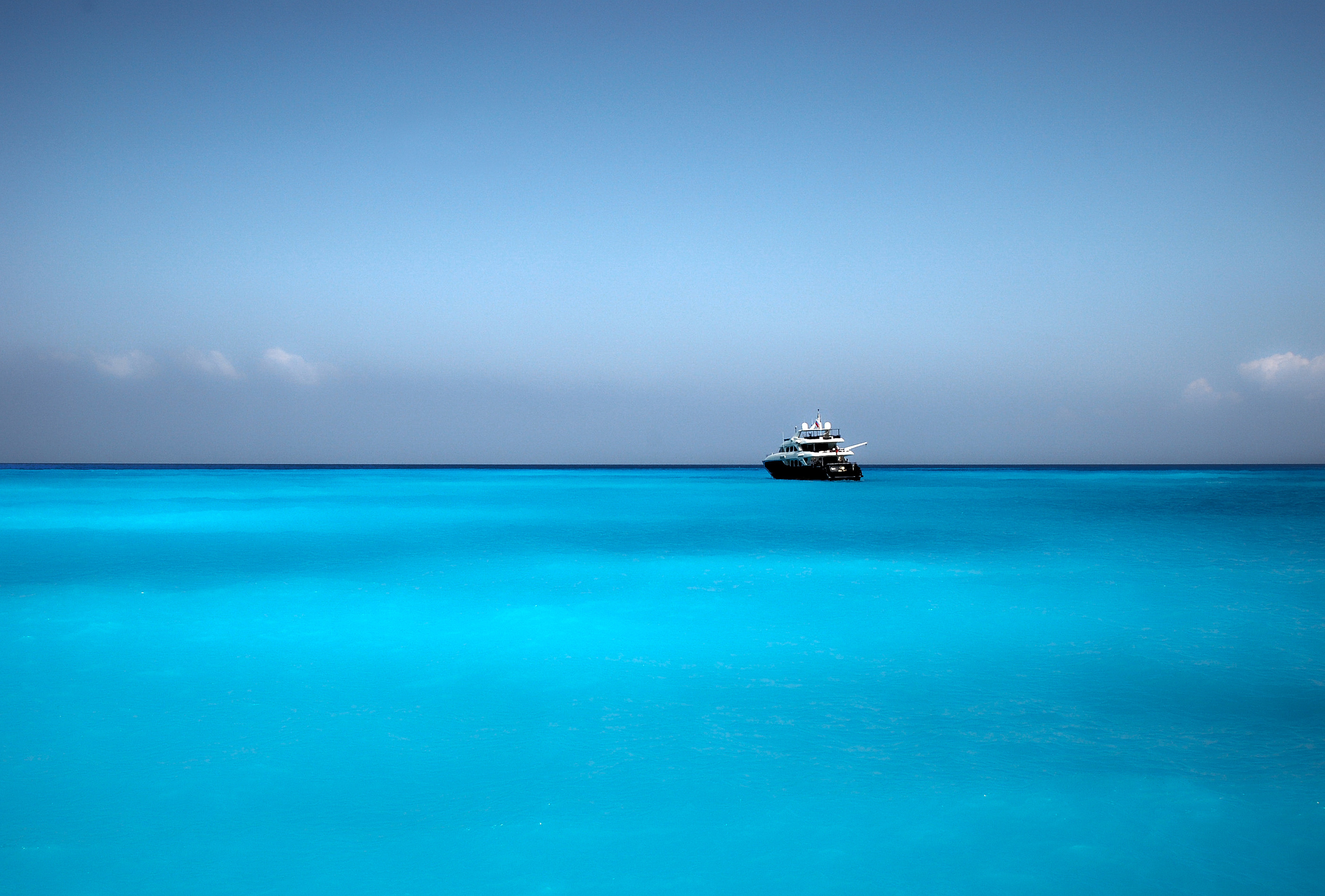 boat, blue, horizon, miscellanea, miscellaneous, ship, cutter Full HD