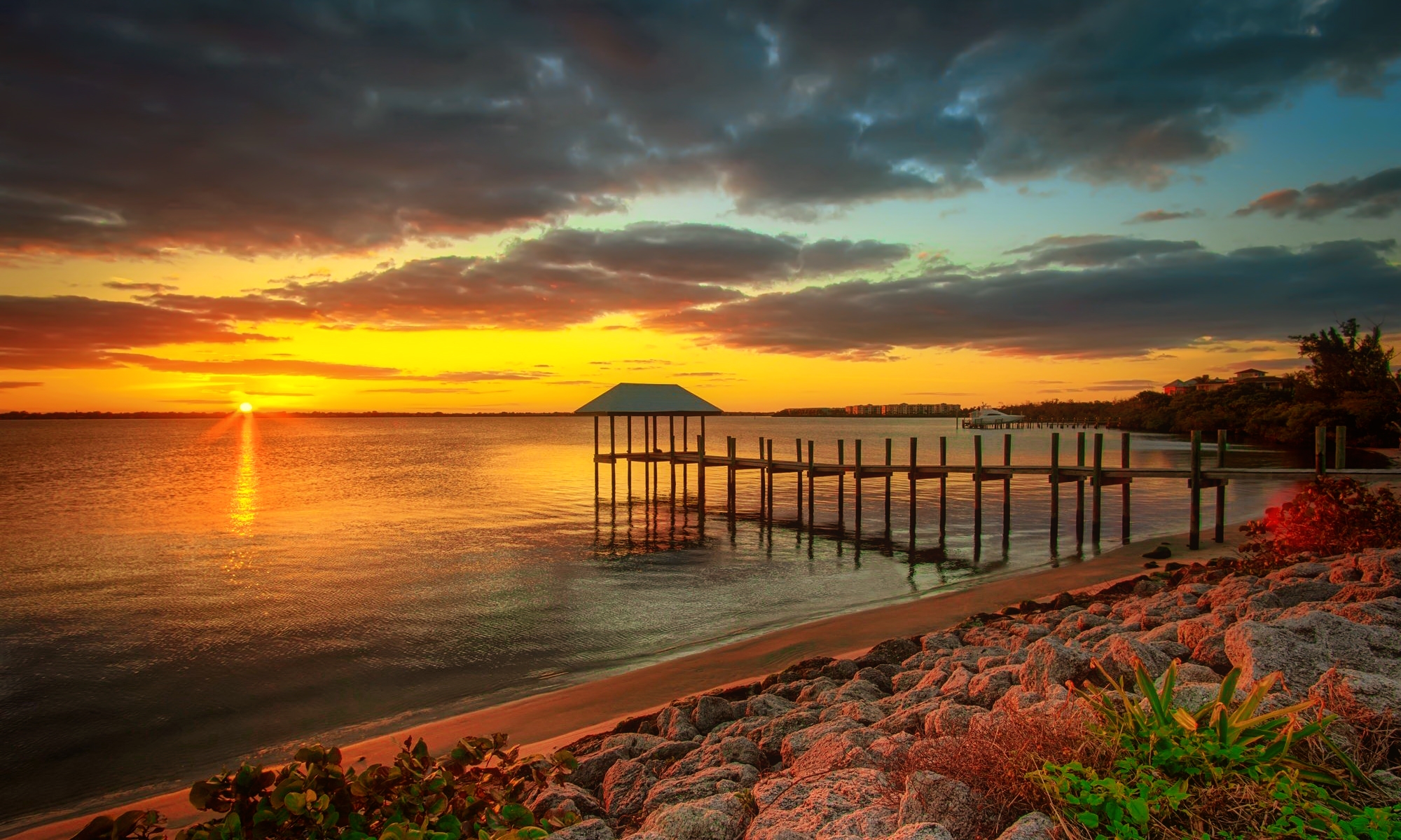 Descarga gratuita de fondo de pantalla para móvil de Mar, Muelle, Océano, Atardecer, Hecho Por El Hombre.