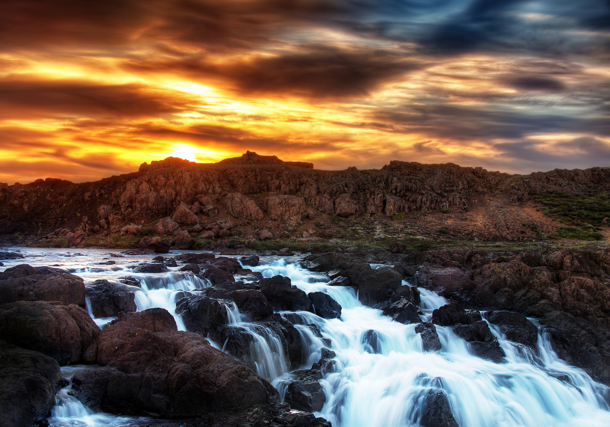 Free download wallpaper Landscape, Sunset, Sky, Waterfalls, Mountain, Waterfall, Sunrise, Earth, Hdr, Cloud, River, Scenic on your PC desktop