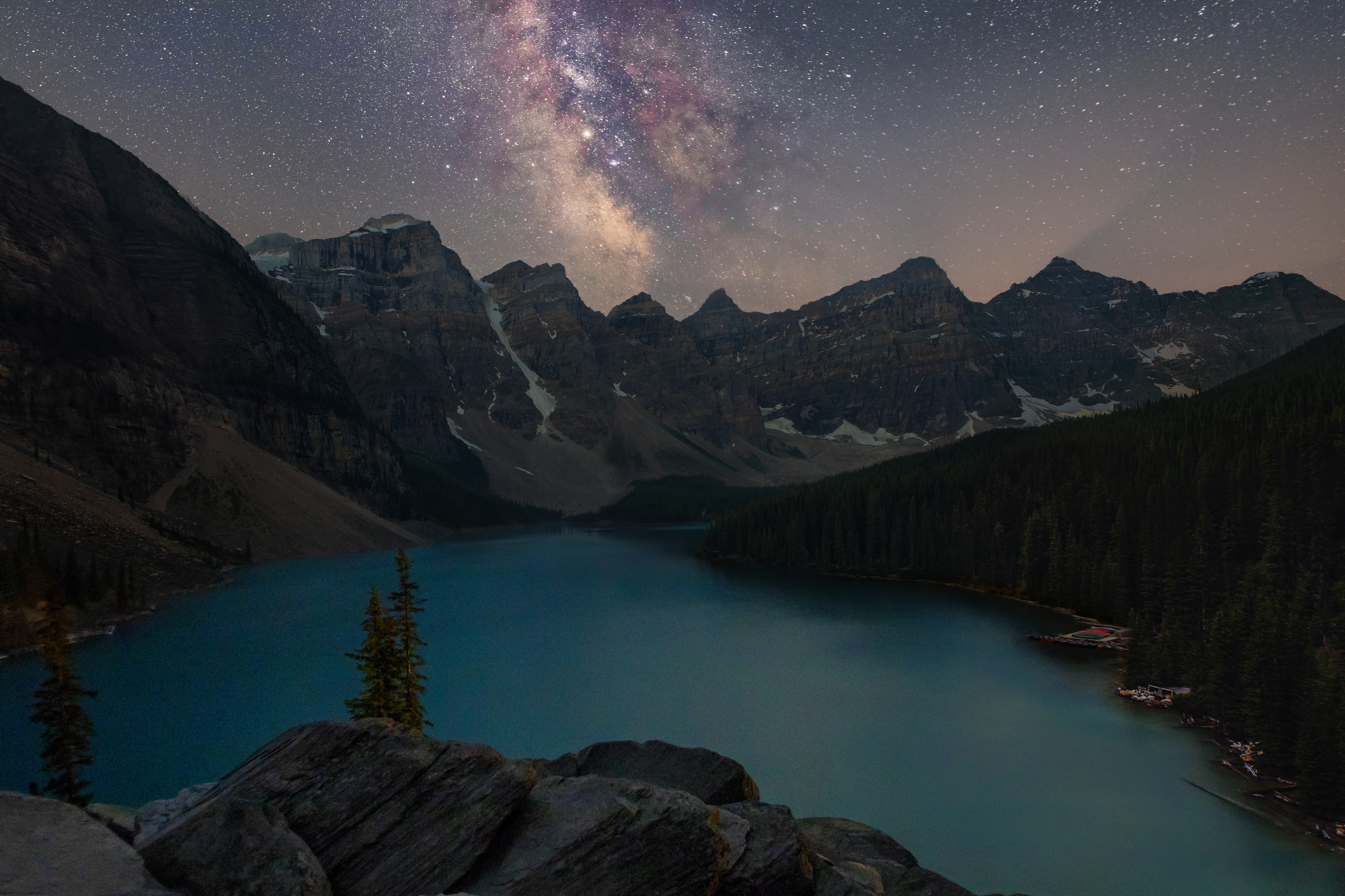 Laden Sie das Seen, See, Kanada, Gebirge, Nacht, Erde/natur, Sternenklarer Himmel-Bild kostenlos auf Ihren PC-Desktop herunter