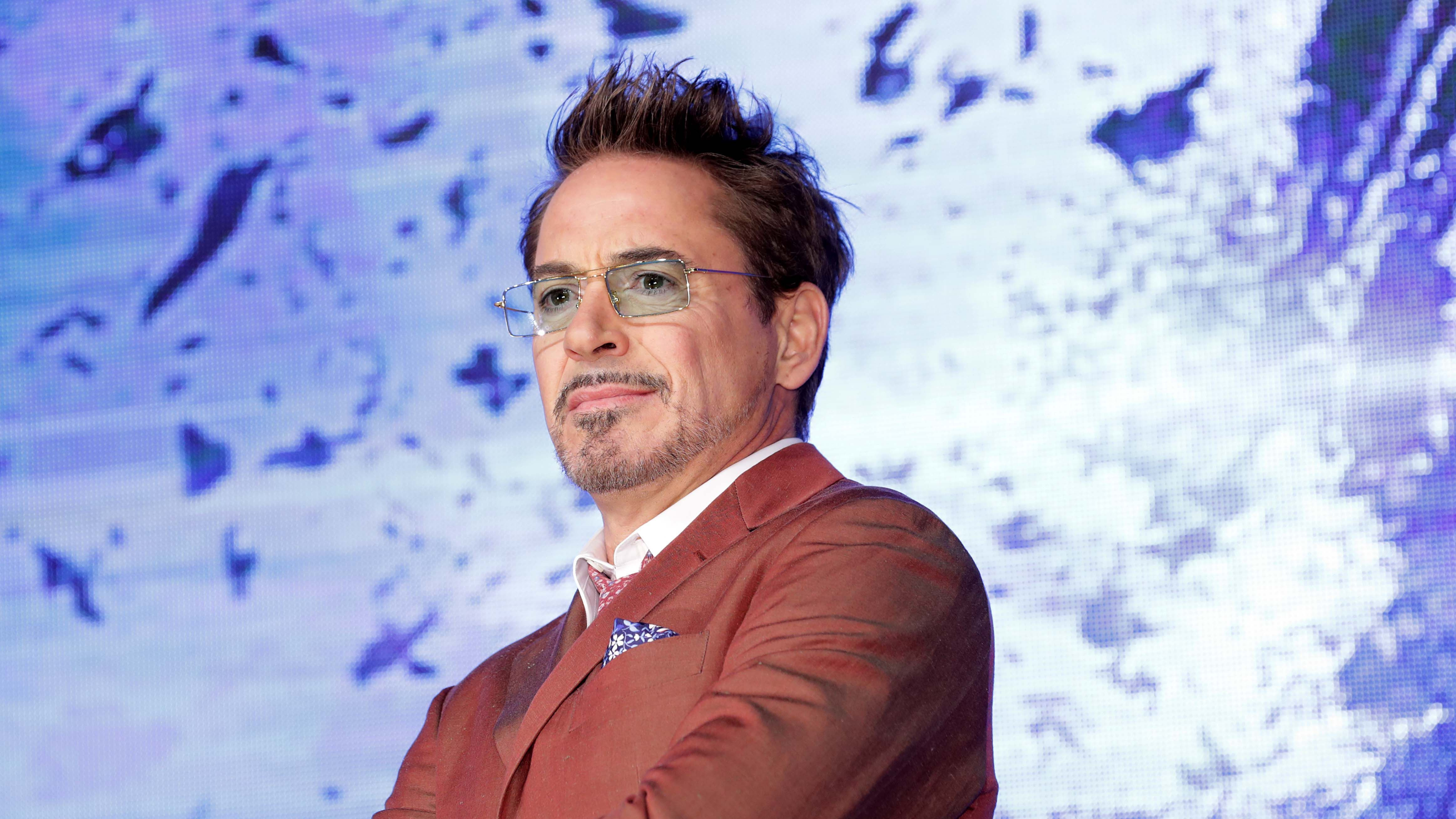 Download mobile wallpaper Robert Downey Jr, Glasses, American, Celebrity, Actor for free.