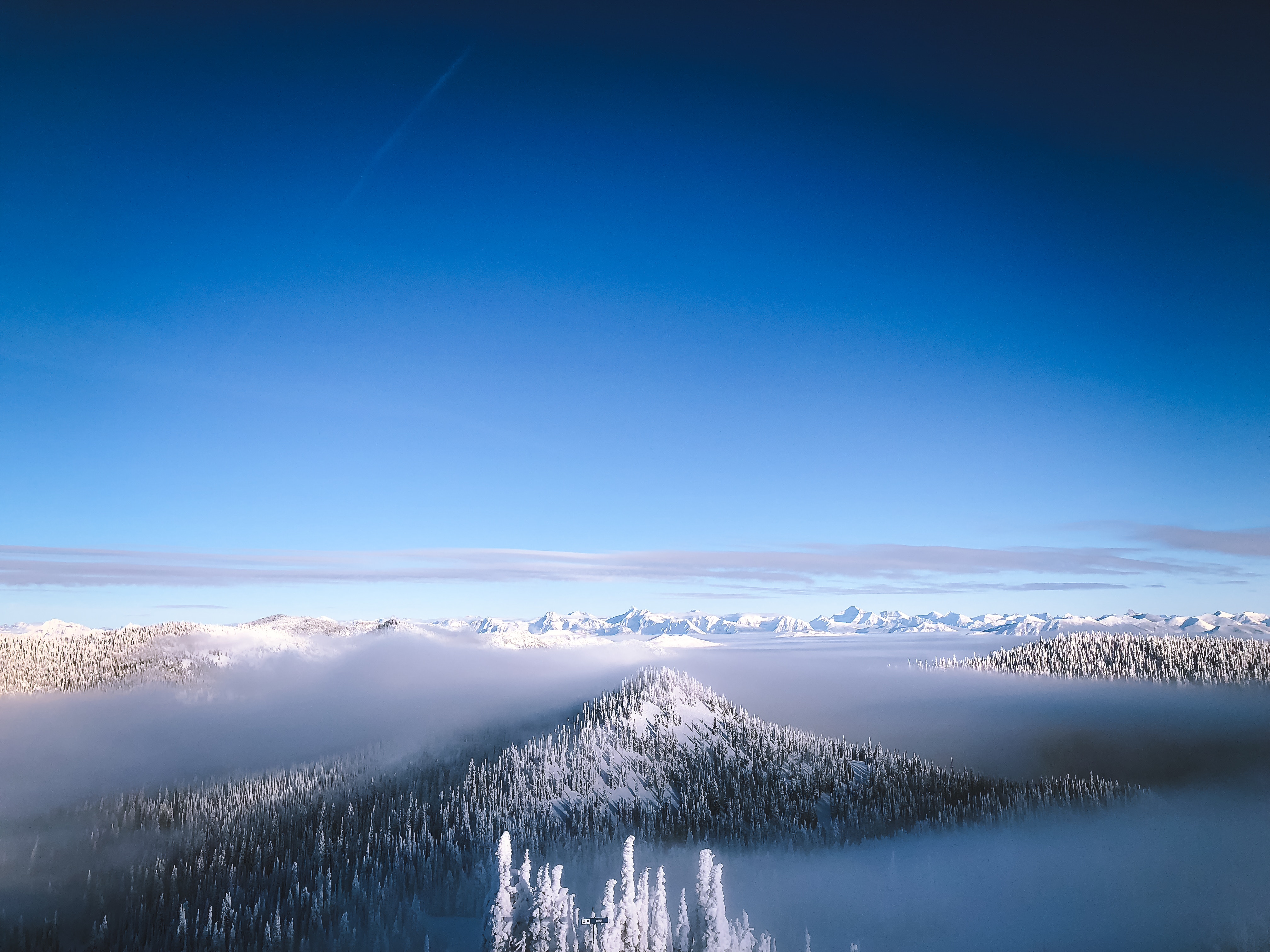 Скачать обои бесплатно Гора, Небо, Снег, Горизонт, Природа, Зима картинка на рабочий стол ПК