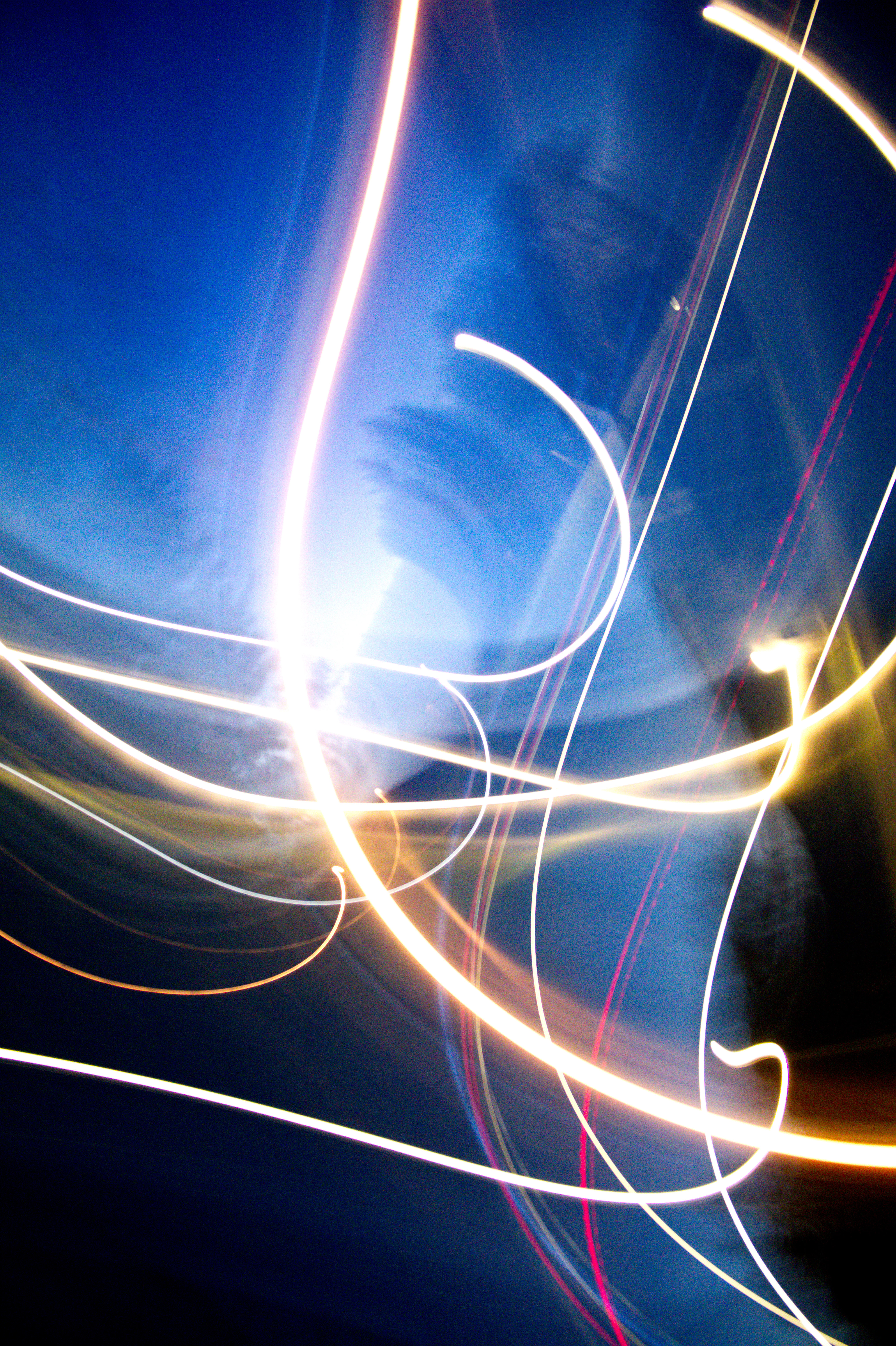 Download mobile wallpaper Freezelight, Long Exposure, Glow, Lines, Abstract for free.