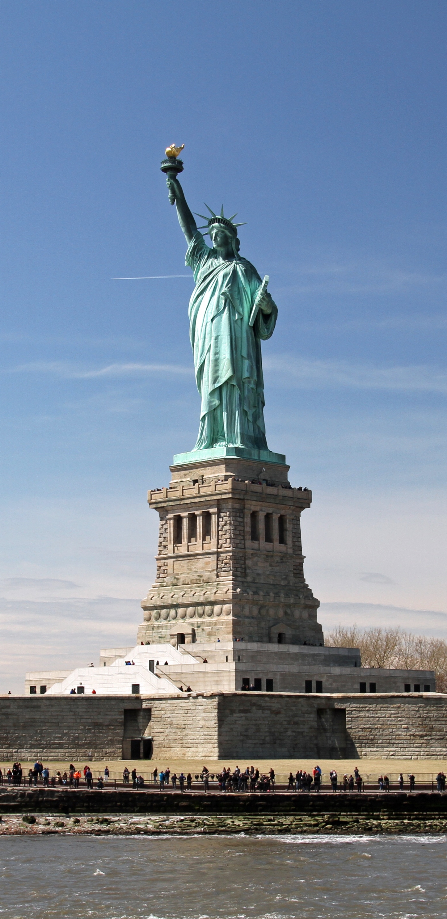 Download mobile wallpaper Statue Of Liberty, Usa, New York, Monument, Man Made for free.