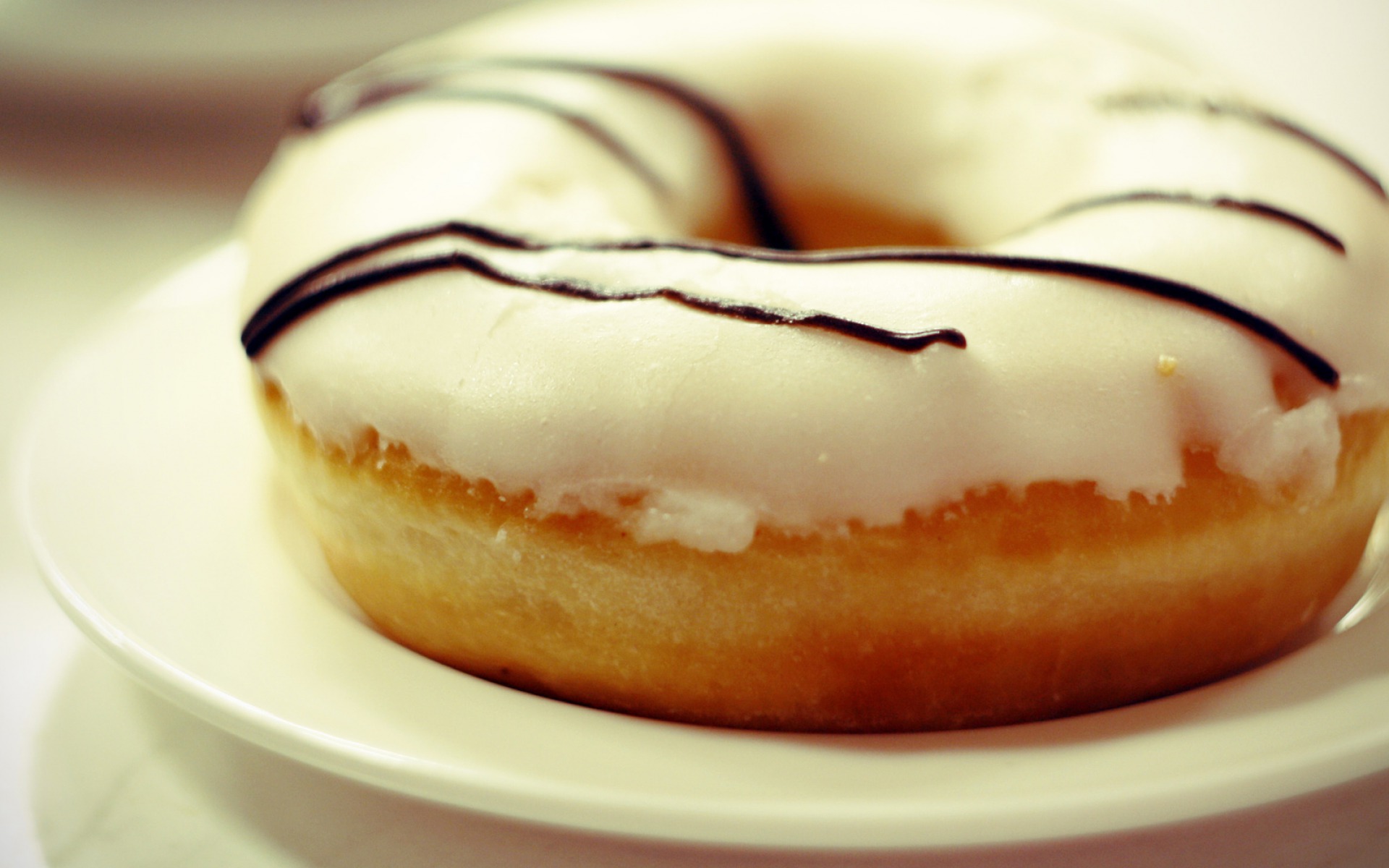 Laden Sie das Nahrungsmittel, Donut-Bild kostenlos auf Ihren PC-Desktop herunter