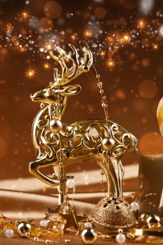 Download mobile wallpaper Christmas, Holiday, Bokeh, Christmas Ornaments, Reindeer for free.