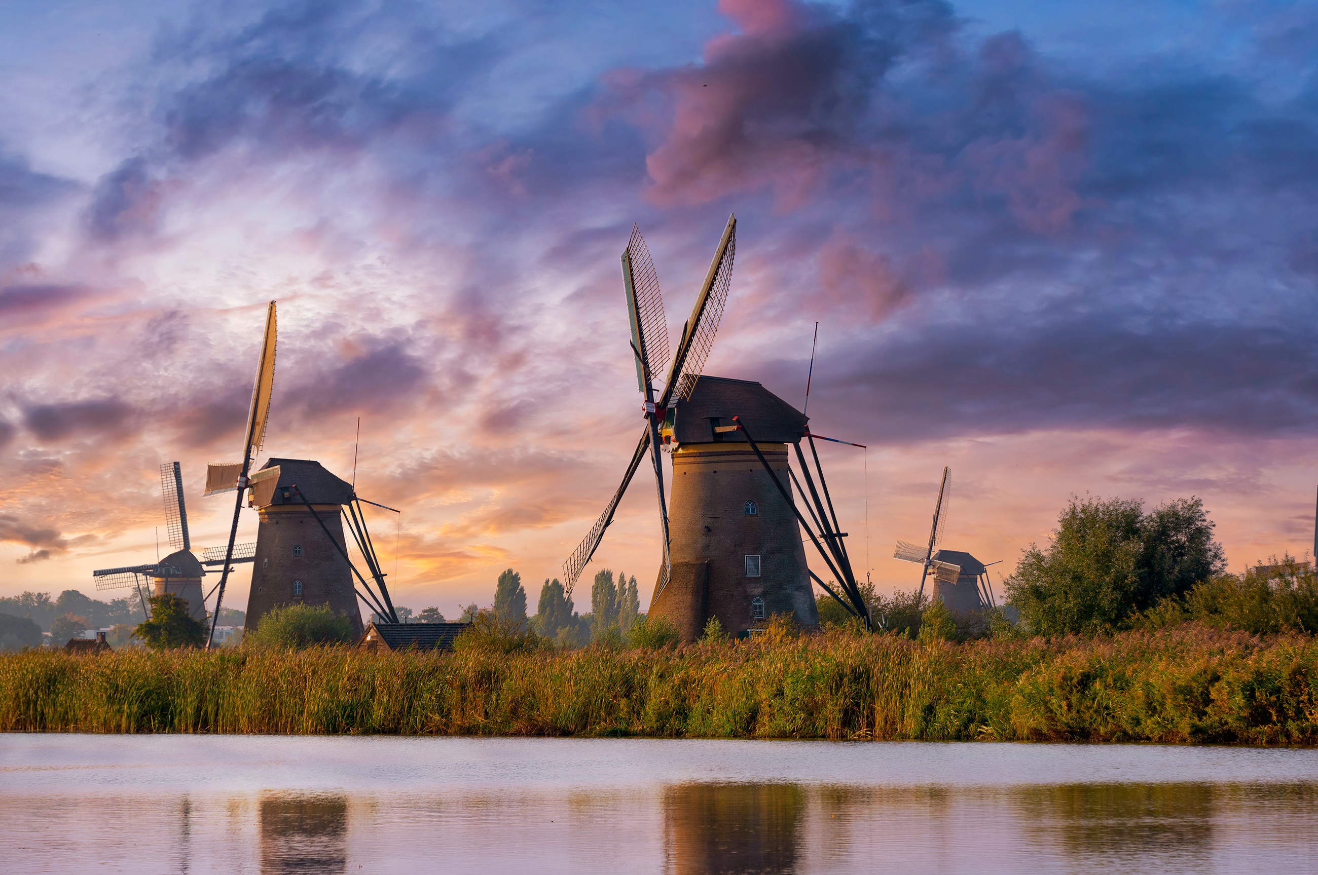 Скачать картинку Нидерланды, Ветряная Мельница, Сделано Человеком в телефон бесплатно.