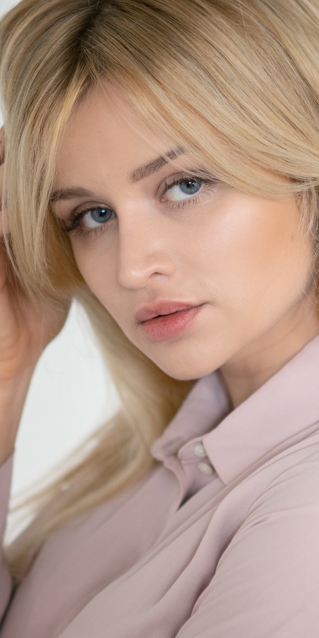 Handy-Wallpaper Blond, Modell, Frauen, Blaue Augen, Blondinen kostenlos herunterladen.