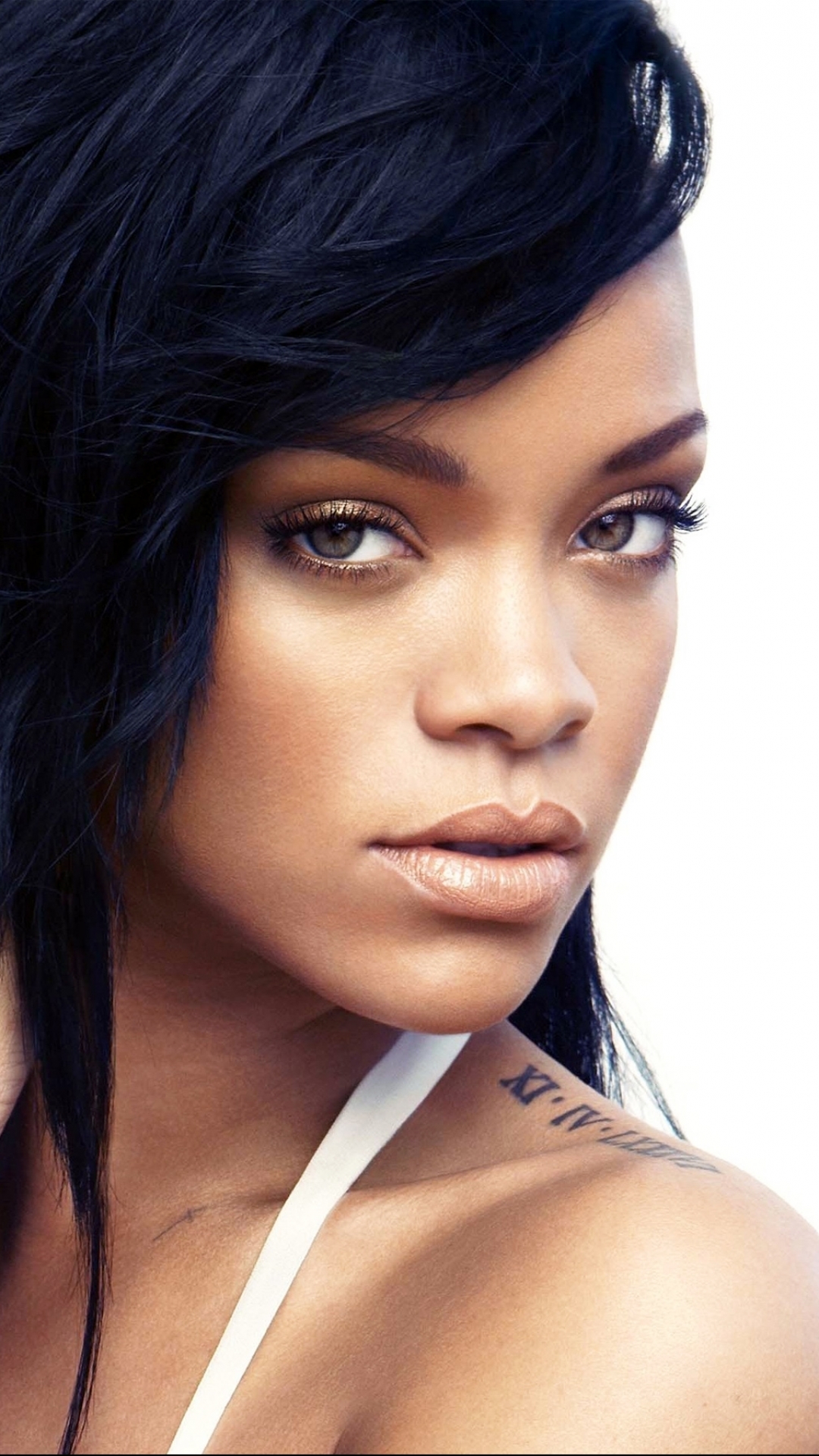 Descarga gratuita de fondo de pantalla para móvil de Música, Rihanna.