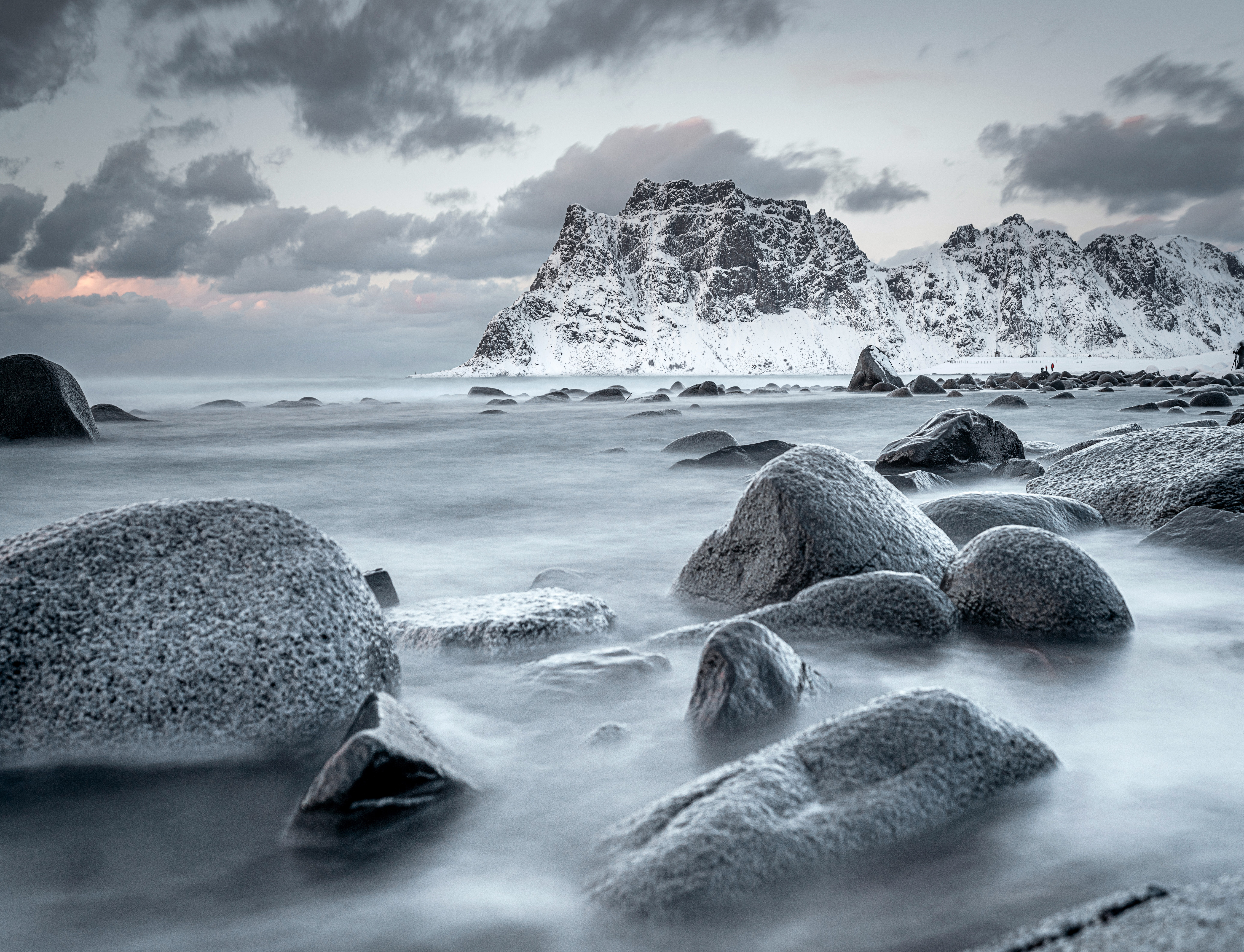Free download wallpaper Bank, Nature, Snow, Rocks, Shore, Water, Sea, Mountains on your PC desktop