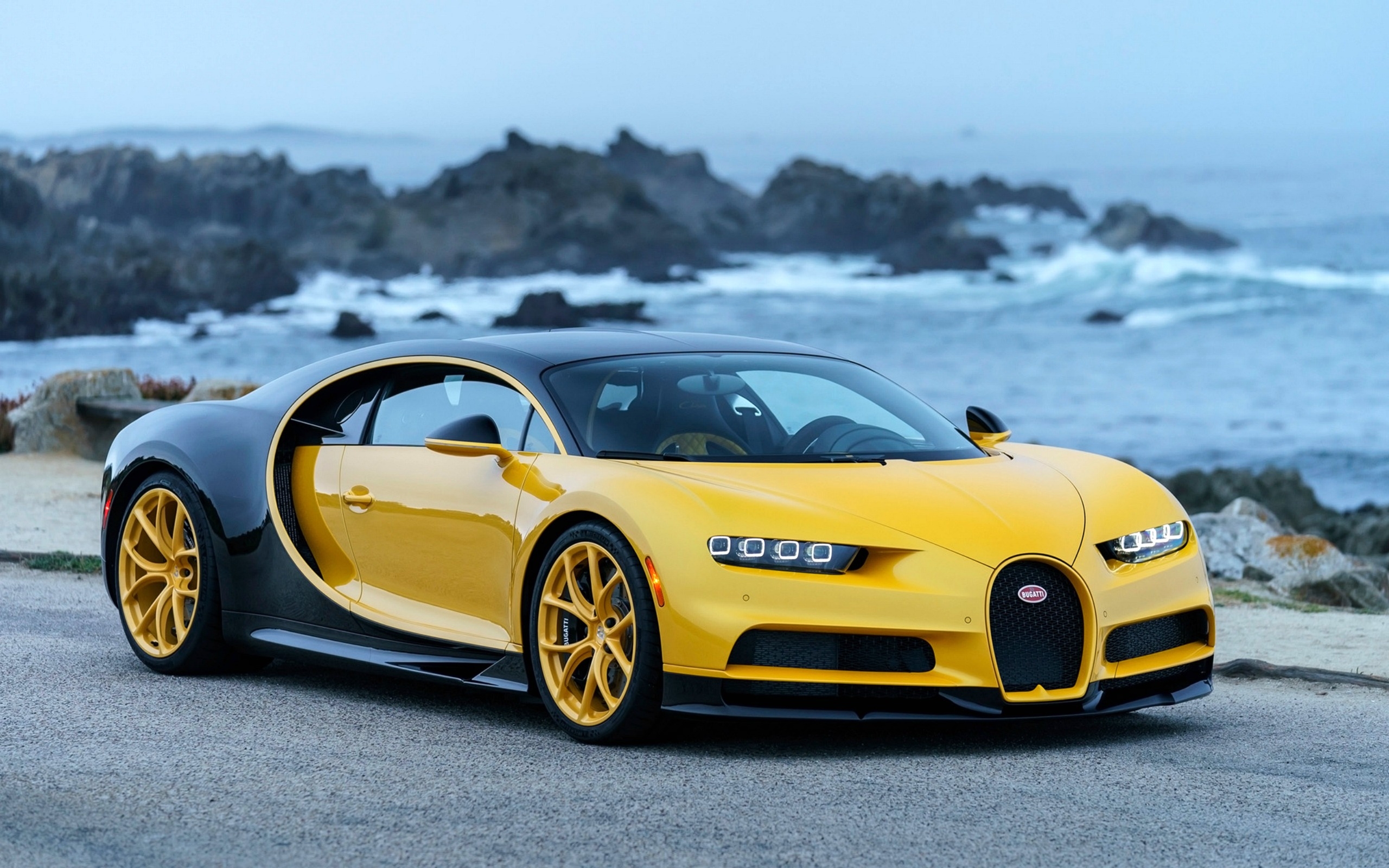 Laden Sie das Auto, Bugatti, Supersportwagen, Bugatti Chiron, Fahrzeuge, Gelbes Auto-Bild kostenlos auf Ihren PC-Desktop herunter
