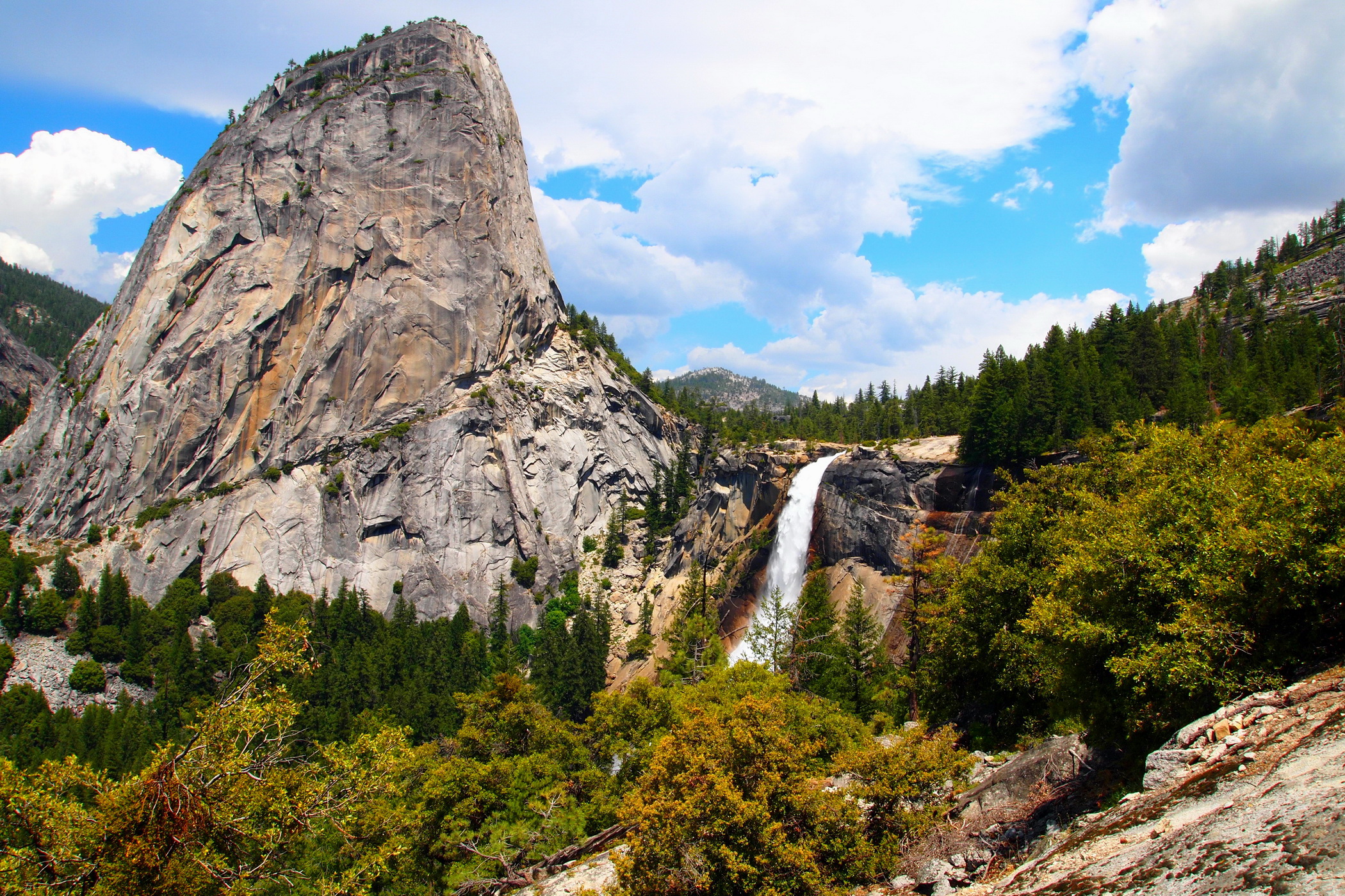 Download mobile wallpaper Nevada Fall, Waterfalls, Earth for free.