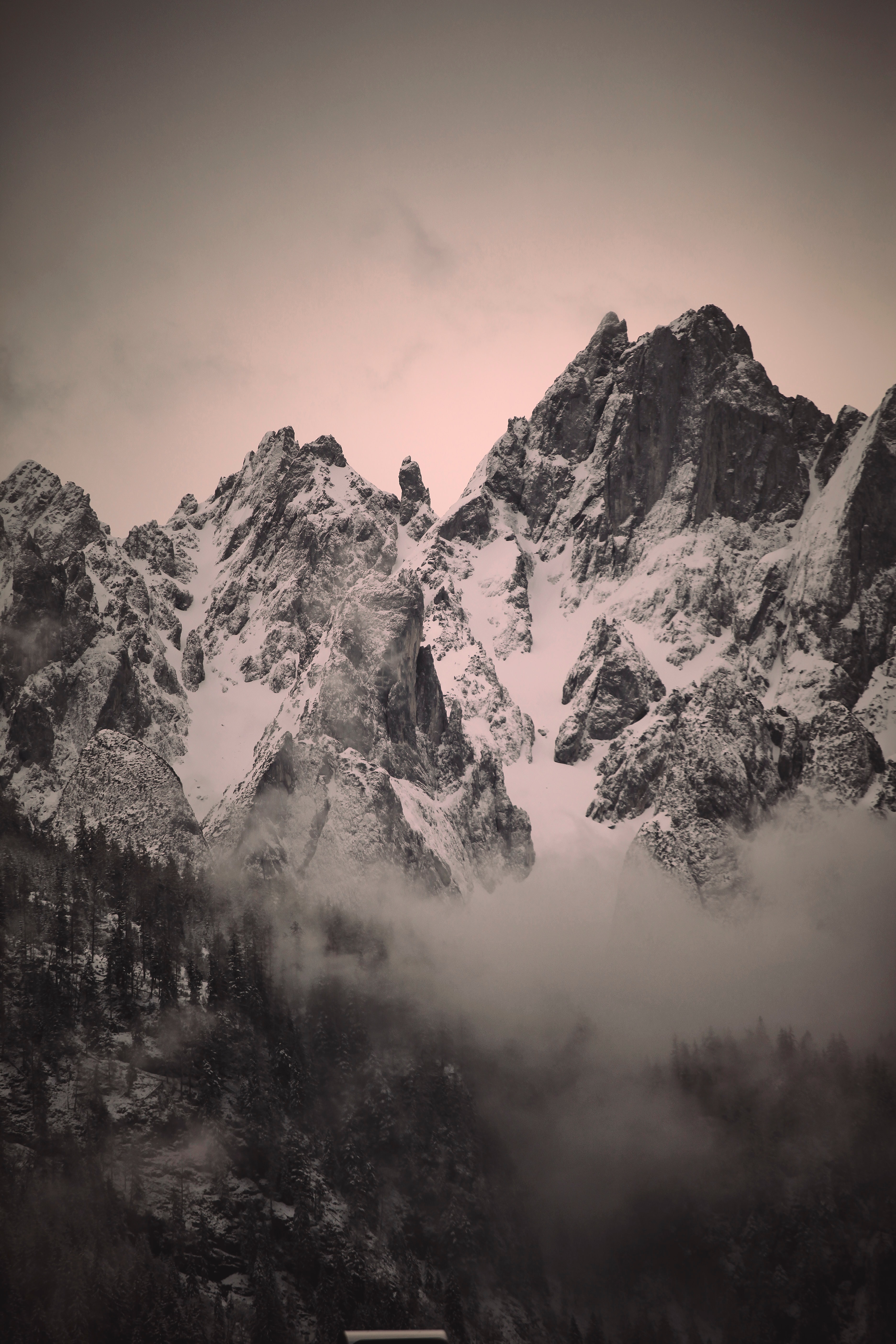 140615 скачать картинку вершины, природа, горы, облака, снег - обои и заставки бесплатно