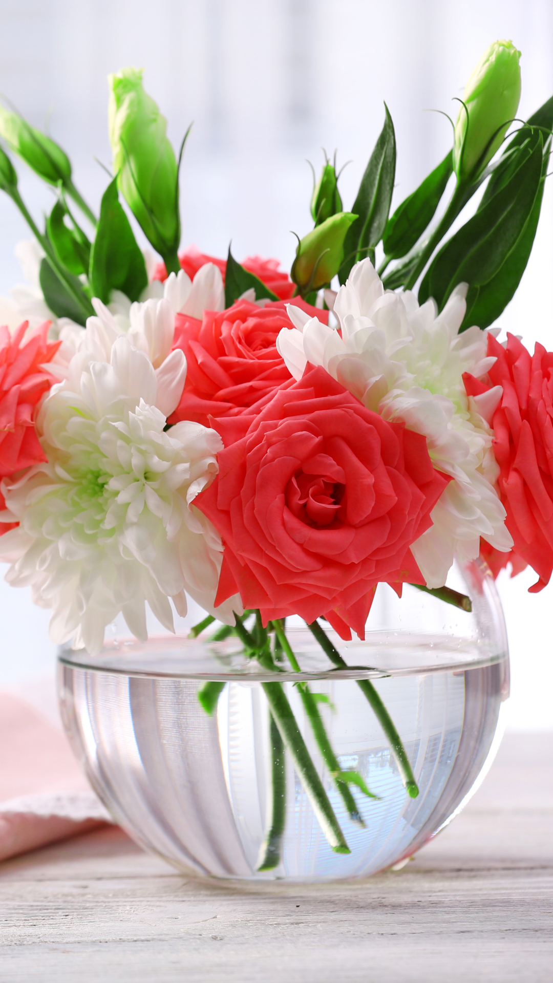flower, handkerchief, photography, still life, red flower, rose, eustoma, white flower, vase