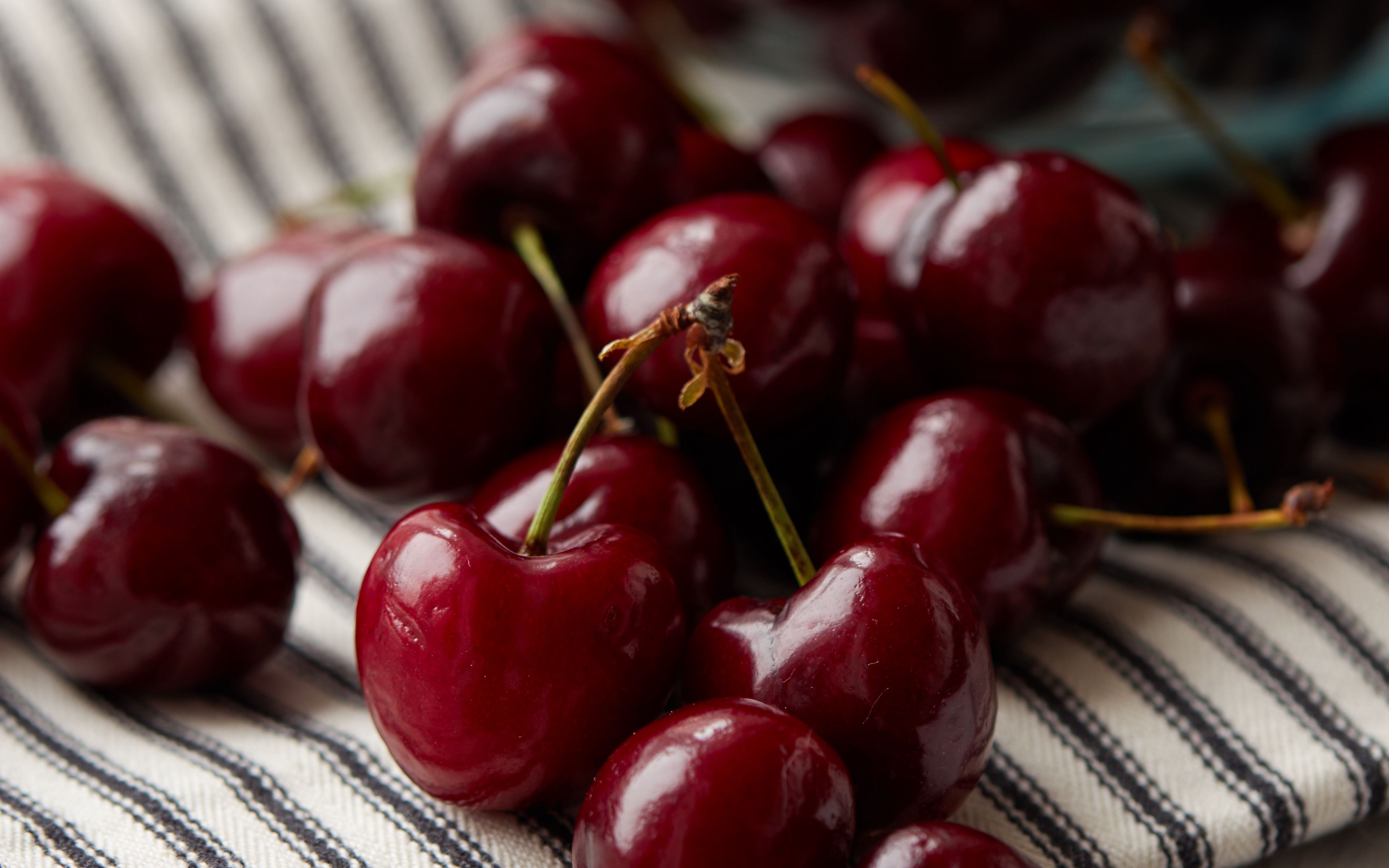 Download mobile wallpaper Fruits, Food, Cherry, Close Up for free.