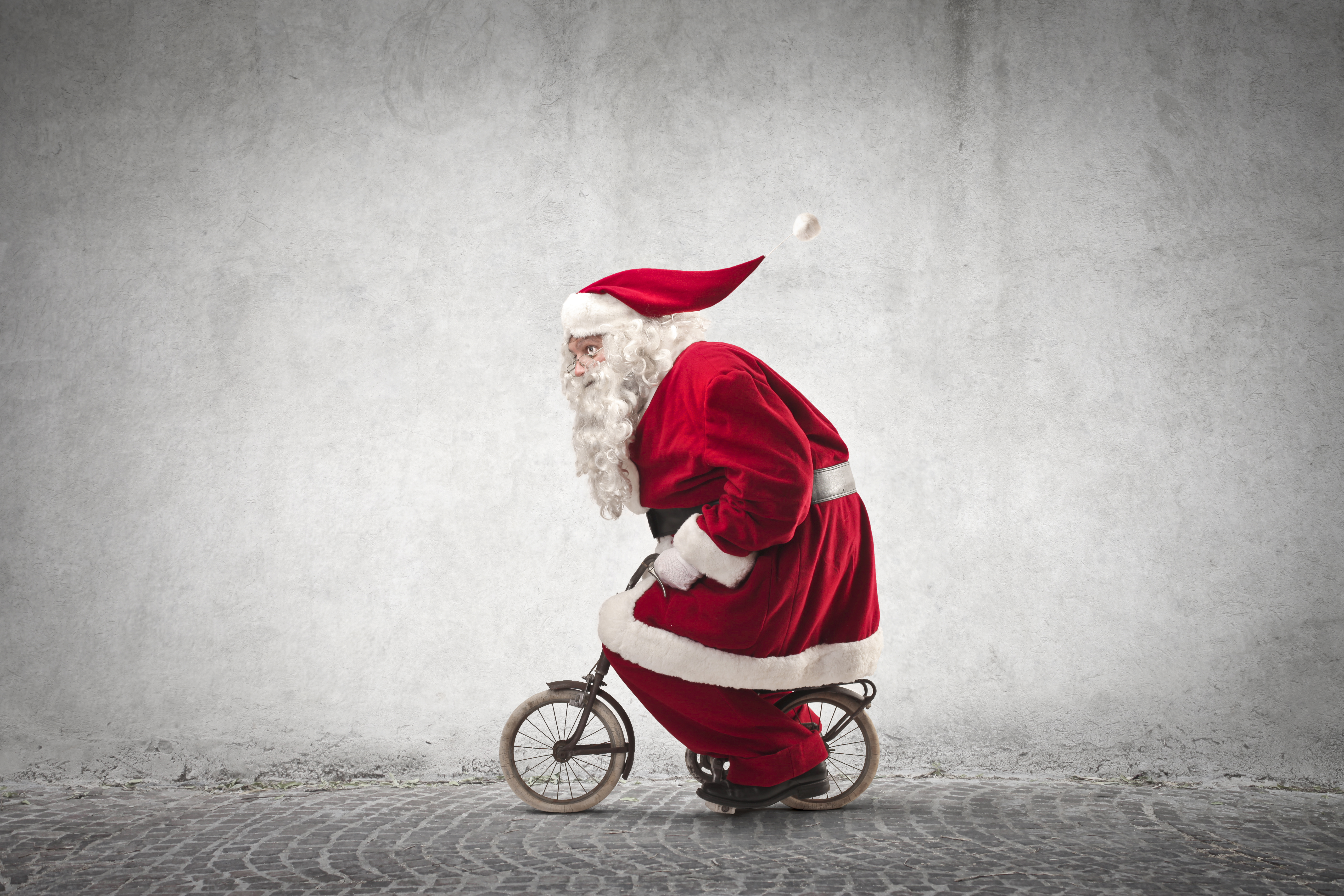Download mobile wallpaper Funny, Christmas, Holiday, Bicycle, Santa, Humor for free.